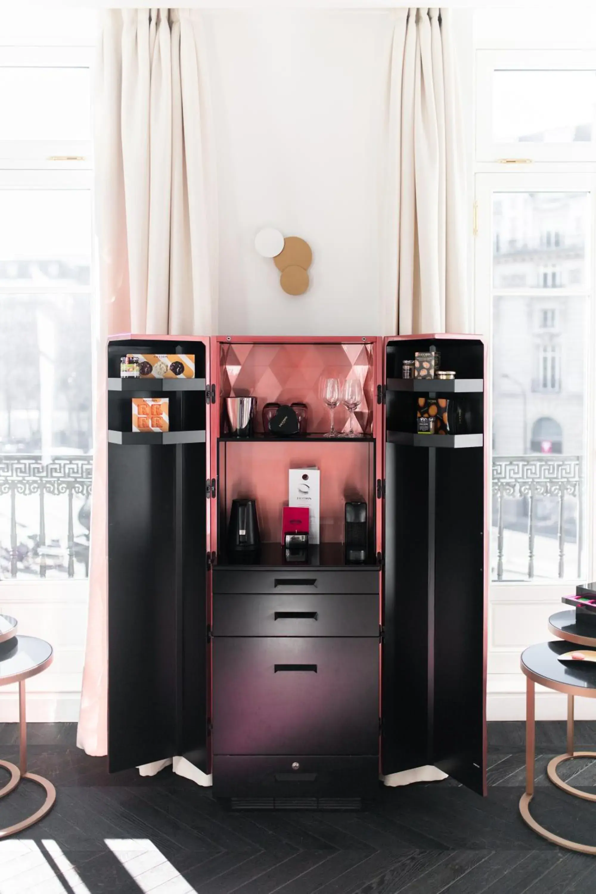 Coffee/tea facilities in Fauchon l'Hôtel Paris Coffee/tea facilities in Fauchon l'Hôtel Paris