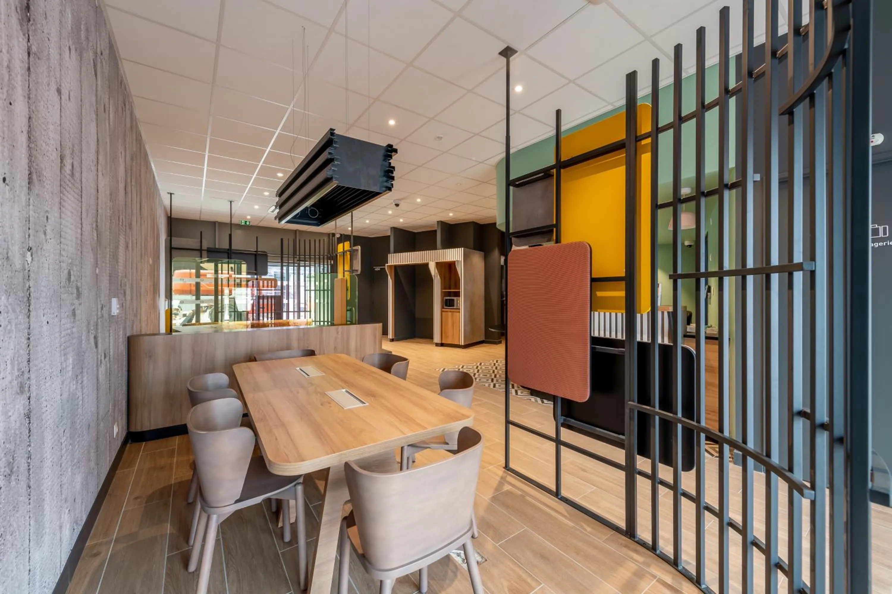 Business facilities in B&B HOTEL Bordeaux Centre Gare Saint-Jean