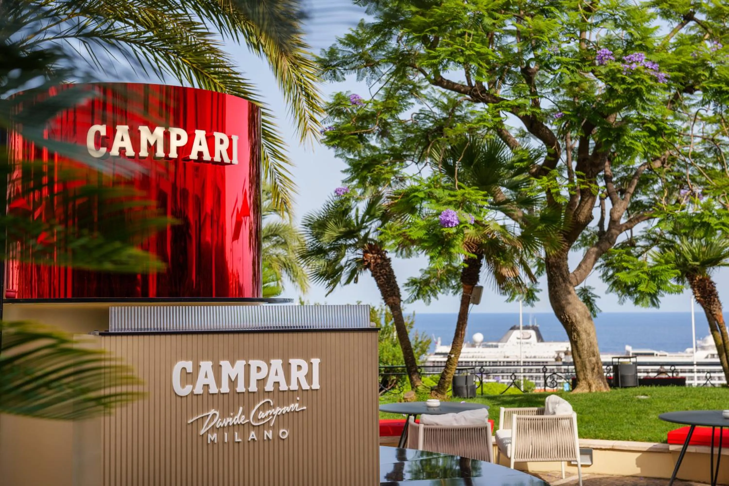 Lounge or bar in Hôtel Hermitage Monte-Carlo
