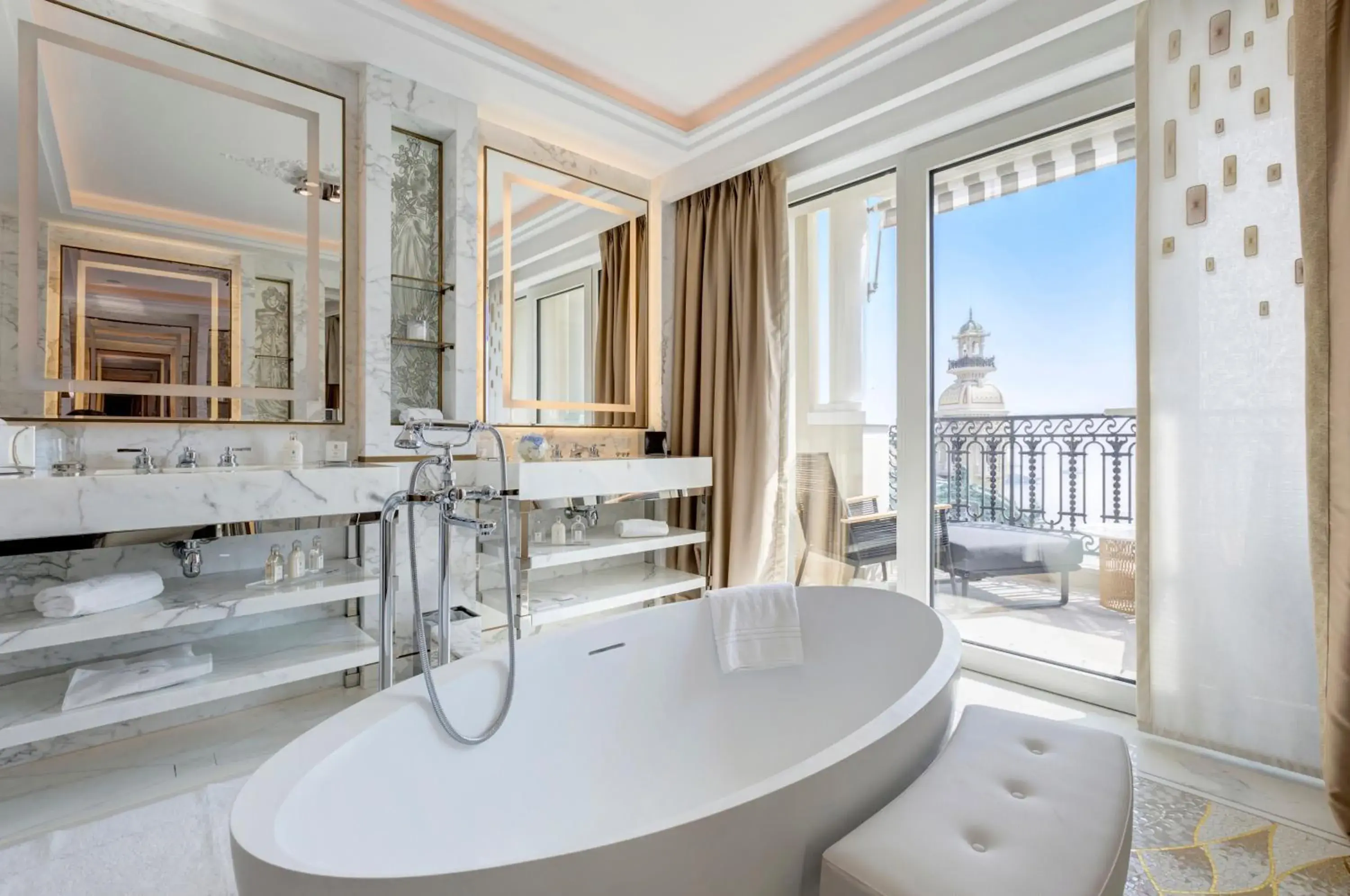 Bathroom in Hôtel de Paris Monte-Carlo Bathroom in Hôtel de Paris Monte-Carlo
