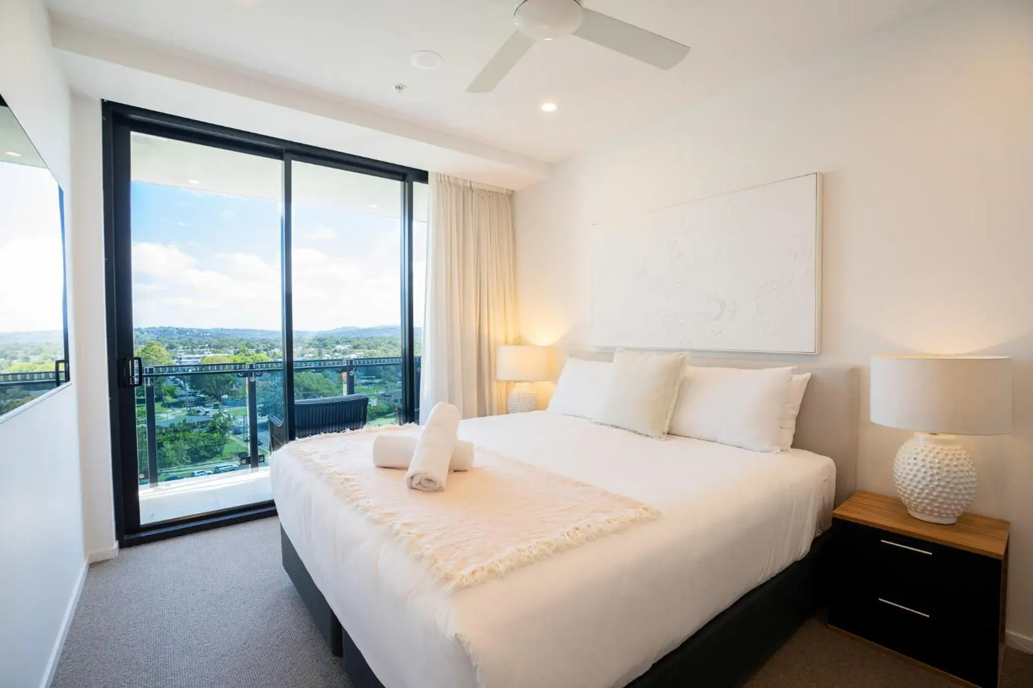 Bed in Iconic Kirra Beach Resort Bed in Iconic Kirra Beach Resort