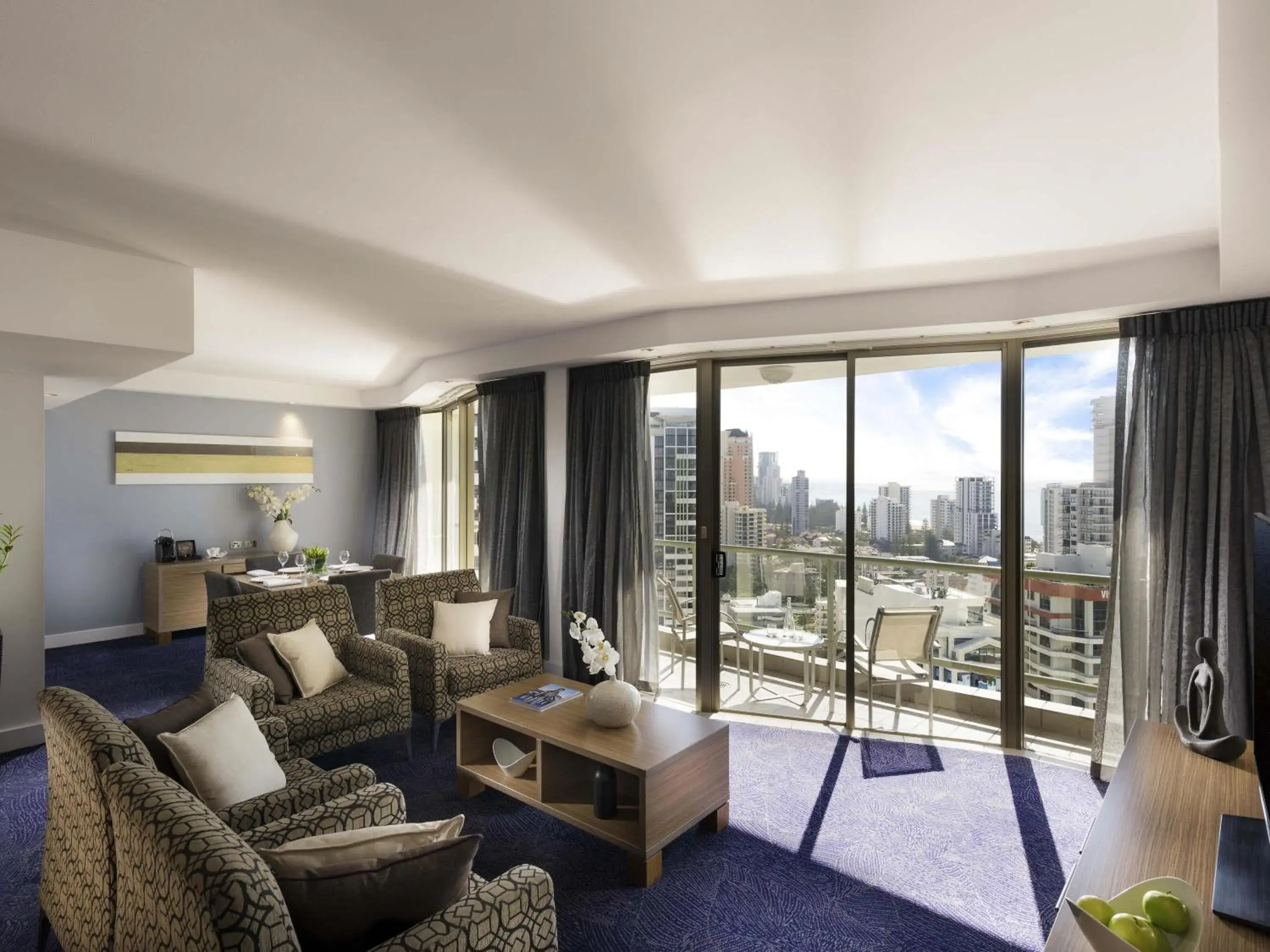 Bedroom in Sofitel Gold Coast Broadbeach Bedroom in Sofitel Gold Coast Broadbeach