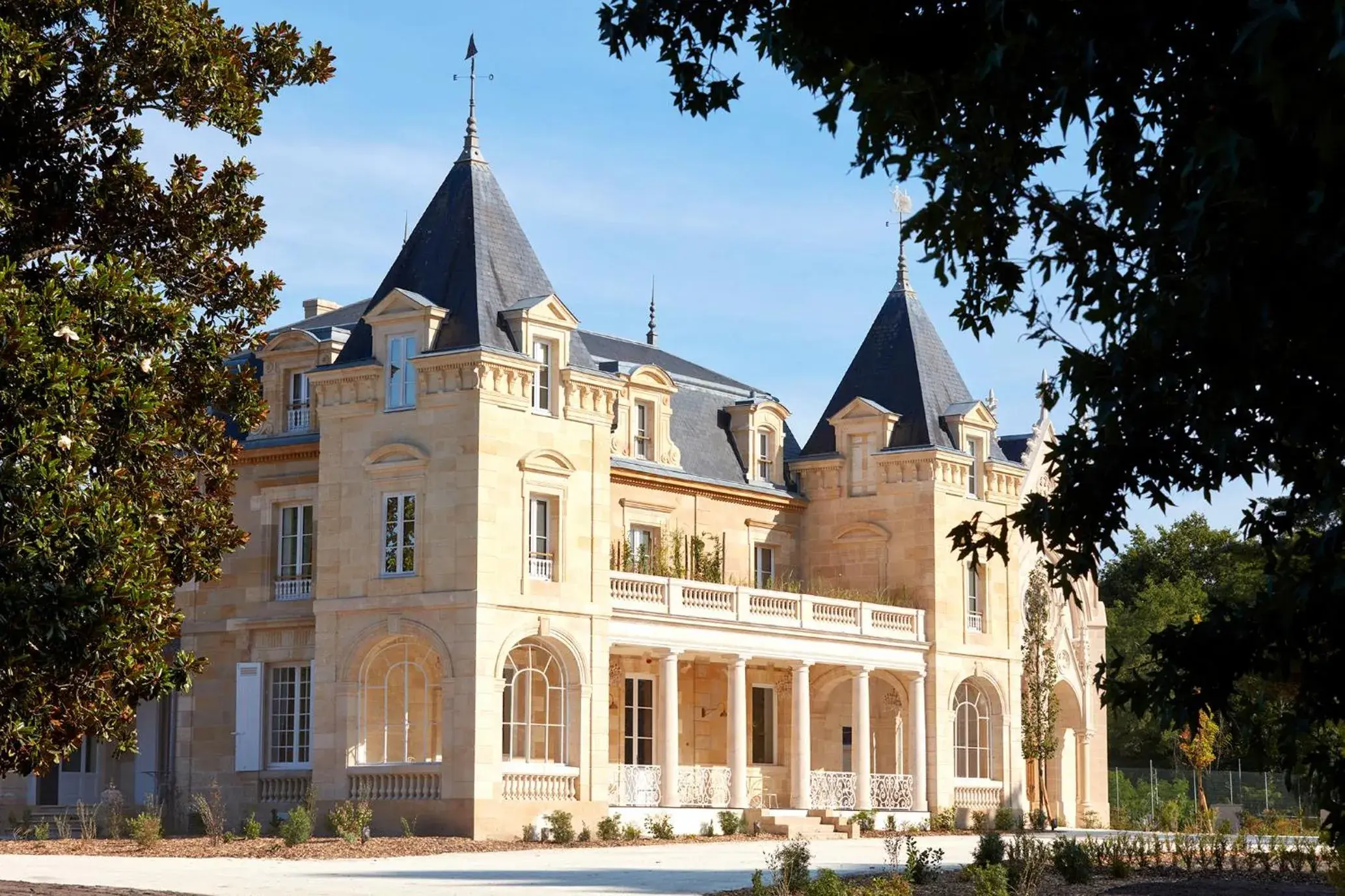 Château Léognan, Domaine viticole - proche Bordeaux Château Léognan, Domaine viticole - proche Bordeaux