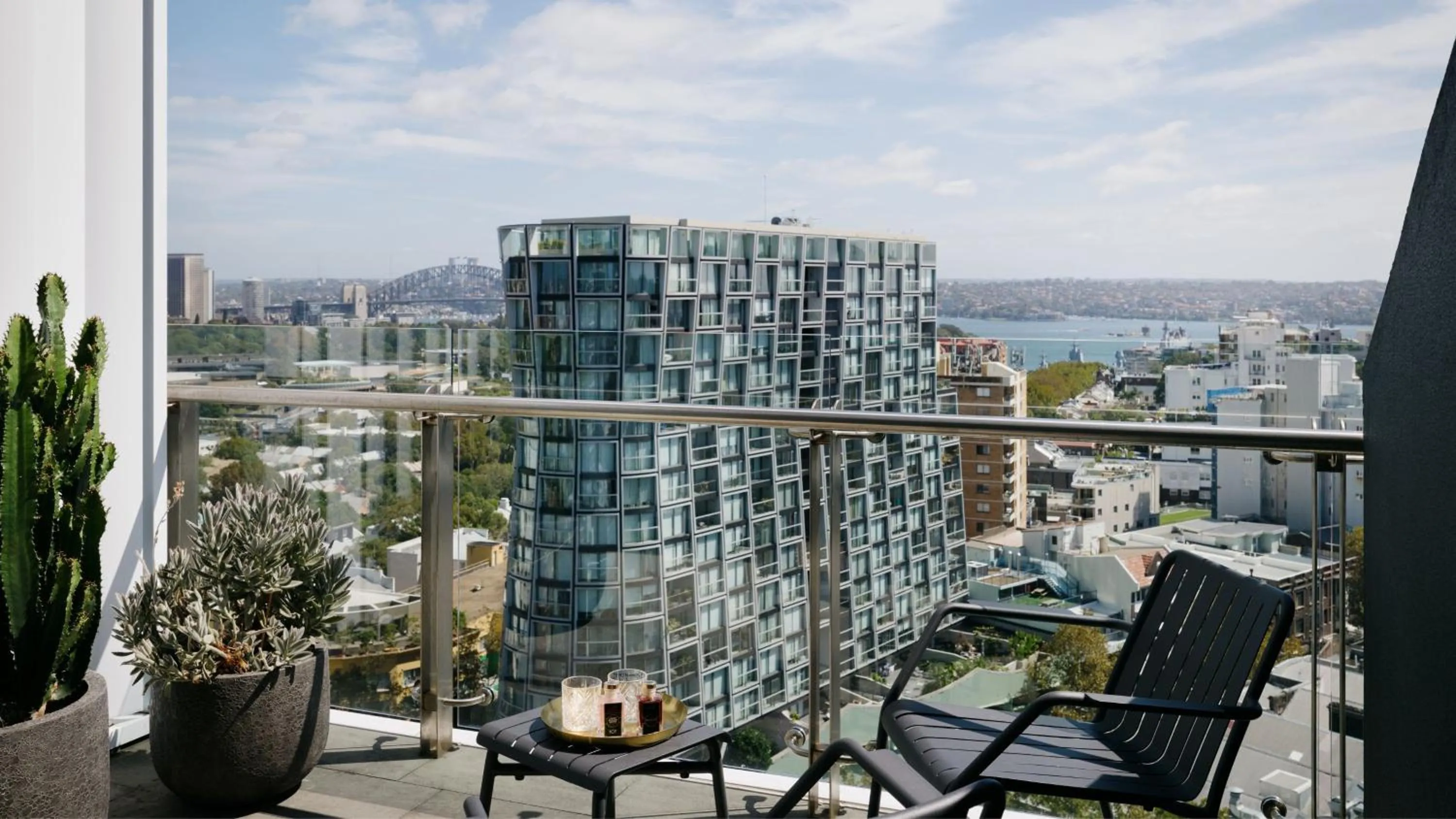 Hotel Indigo Sydney Potts Point by IHG