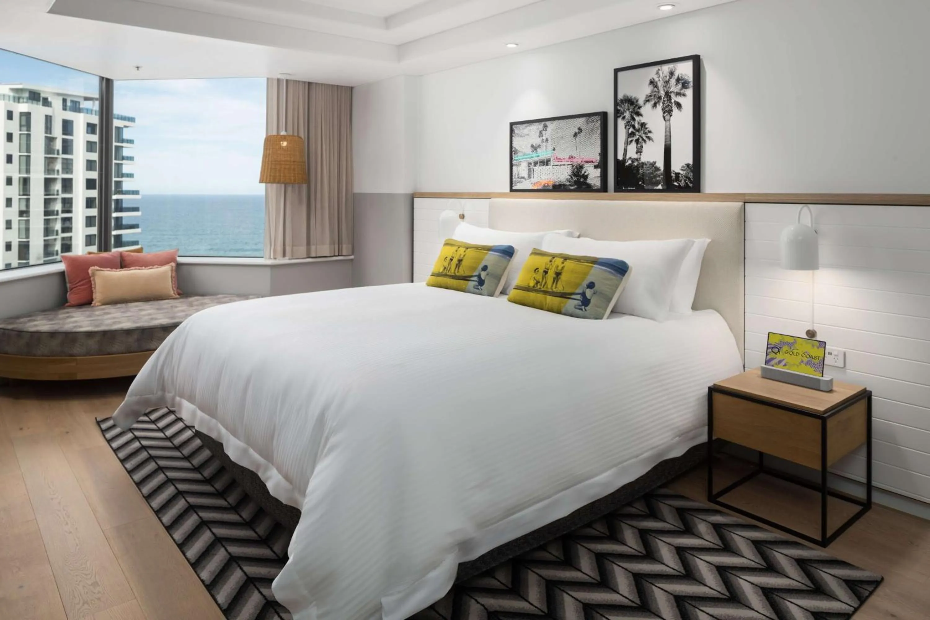Photo of the whole room, Bed in QT Gold Coast