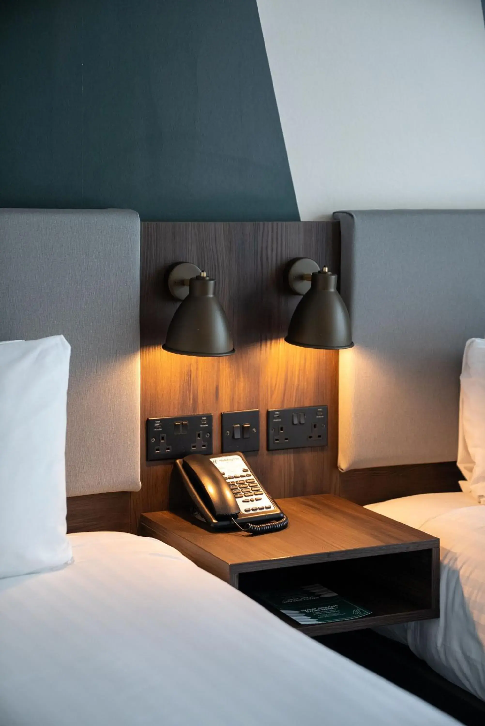 Bedroom, Bed in Holiday Inn London - Whitechapel by IHG Bedroom, Bed in Holiday Inn London - Whitechapel by IHG
