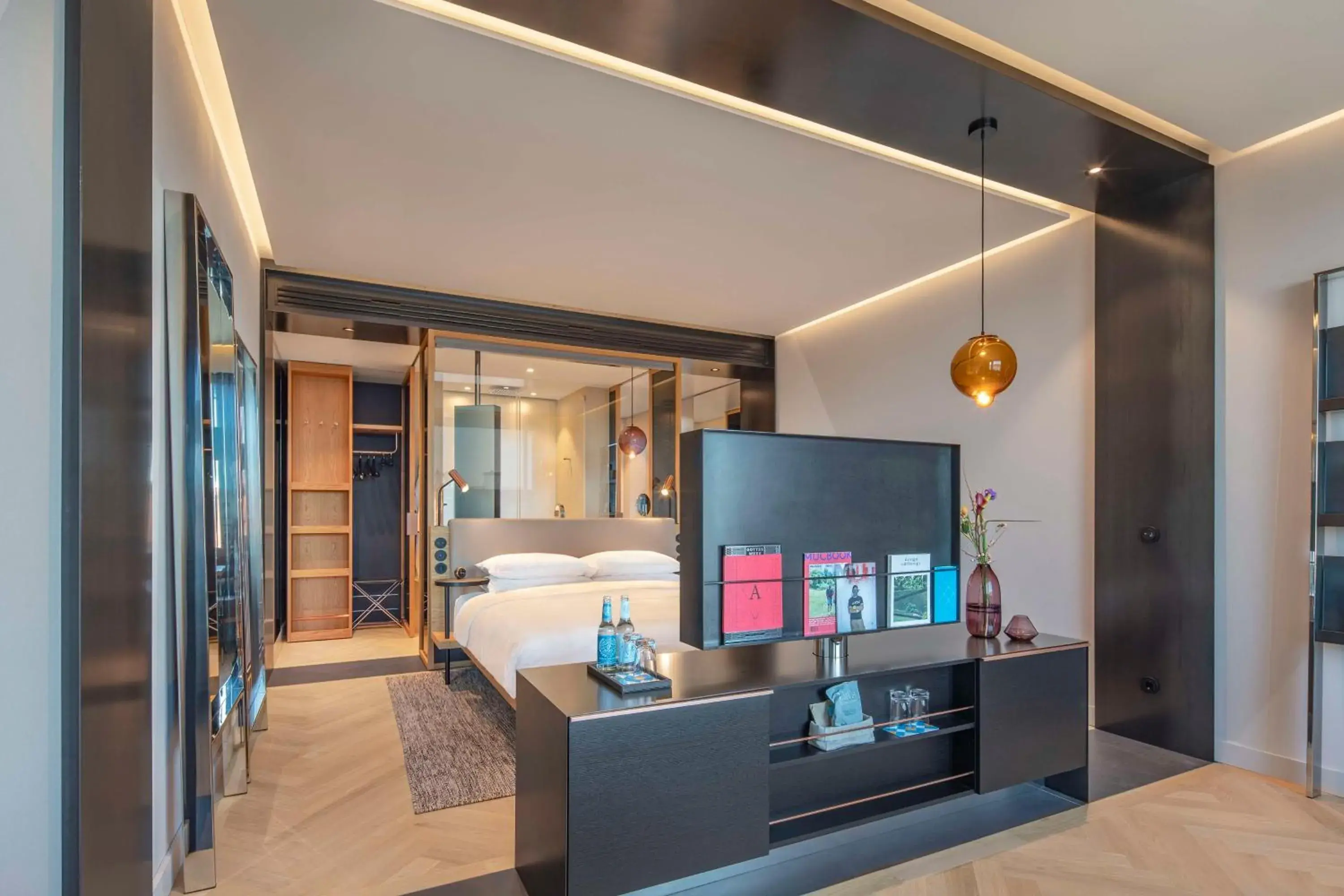 Bedroom, Bed in Andaz Munich Schwabinger Tor, By Hyatt Bedroom, Bed in Andaz Munich Schwabinger Tor, By Hyatt
