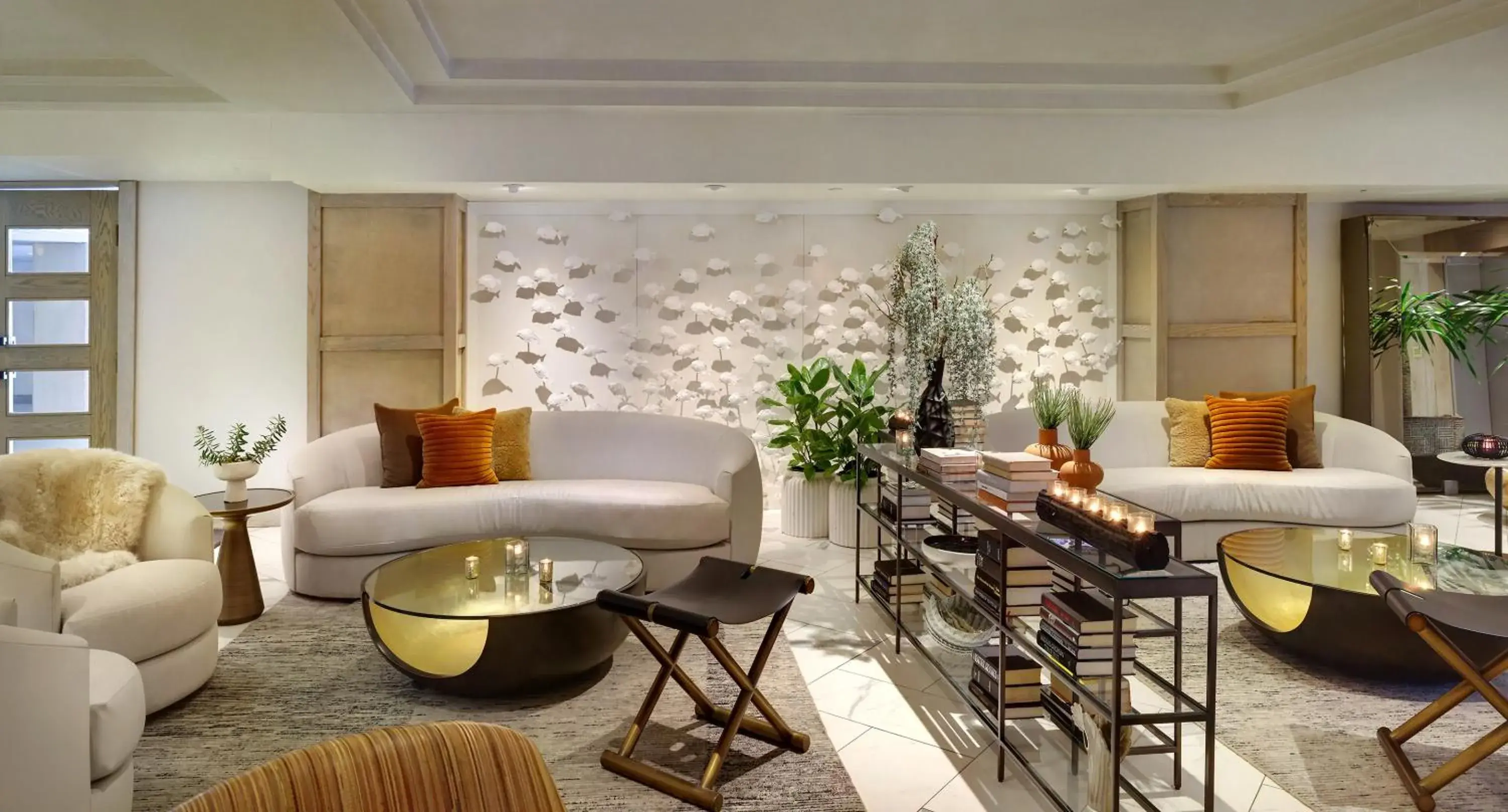Lobby or reception in Huntley Santa Monica Beach Lobby or reception in Huntley Santa Monica Beach