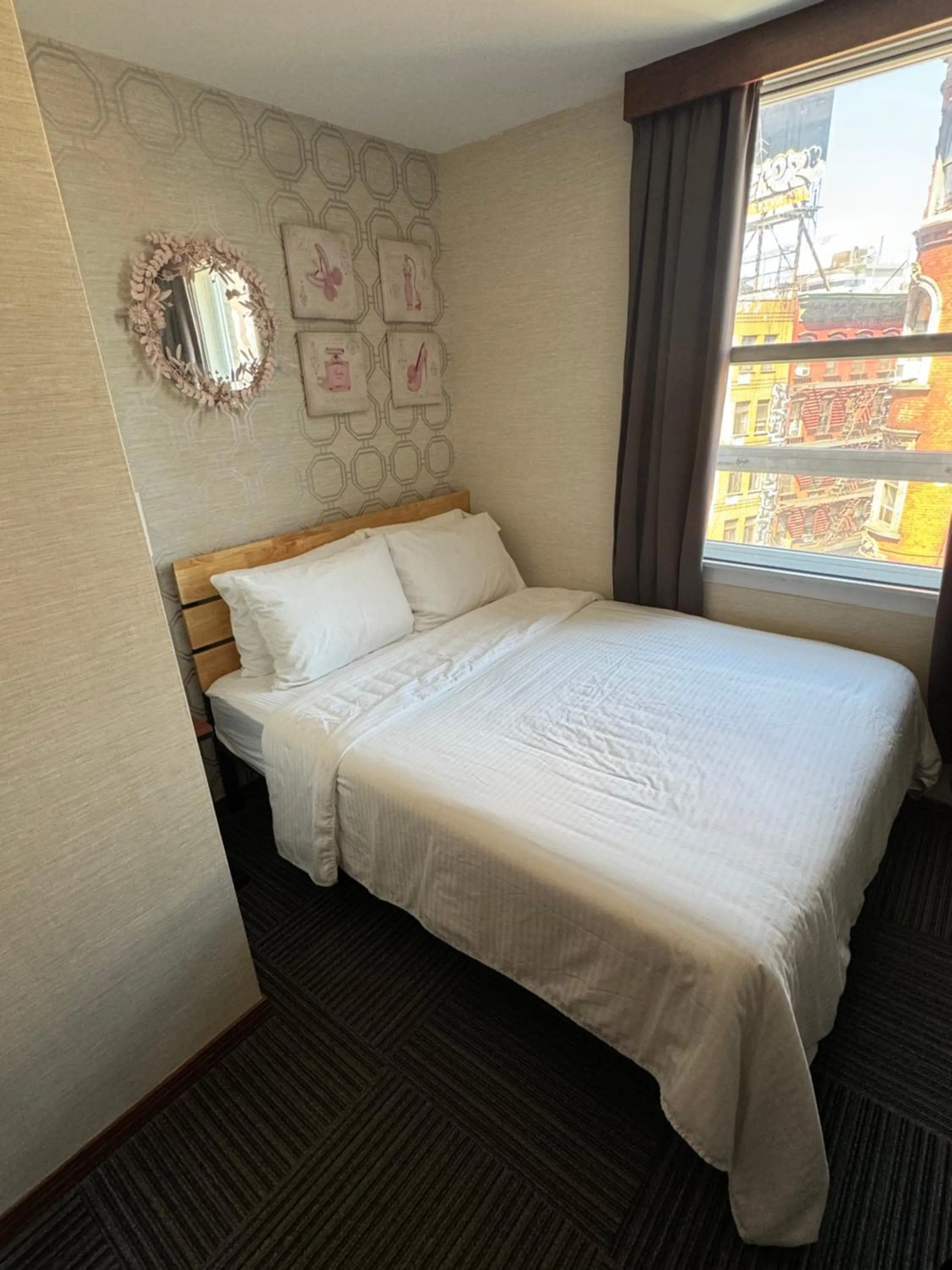 Bed in Hotel Mimosa