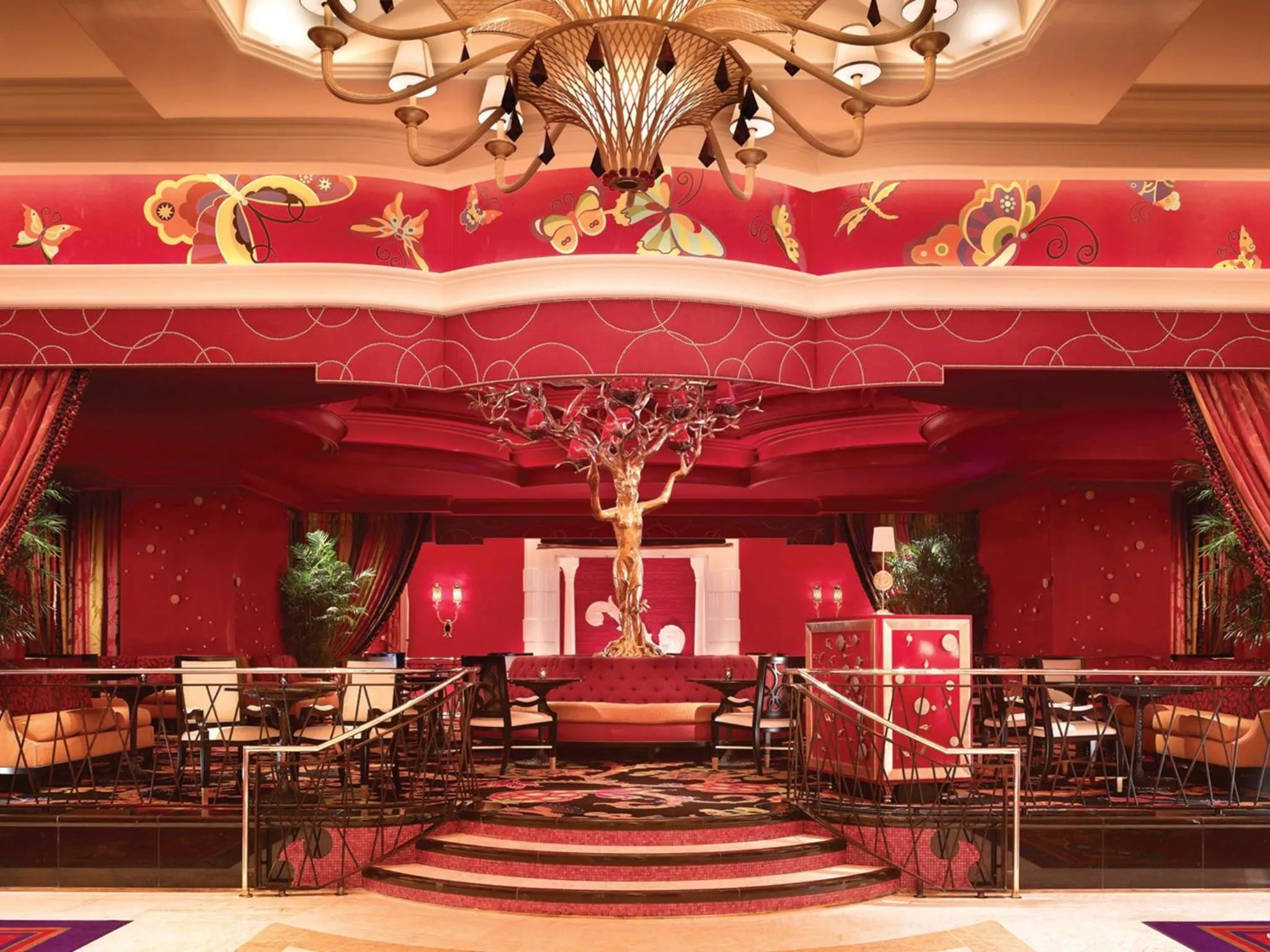 Lounge or bar in Encore at Wynn Las Vegas