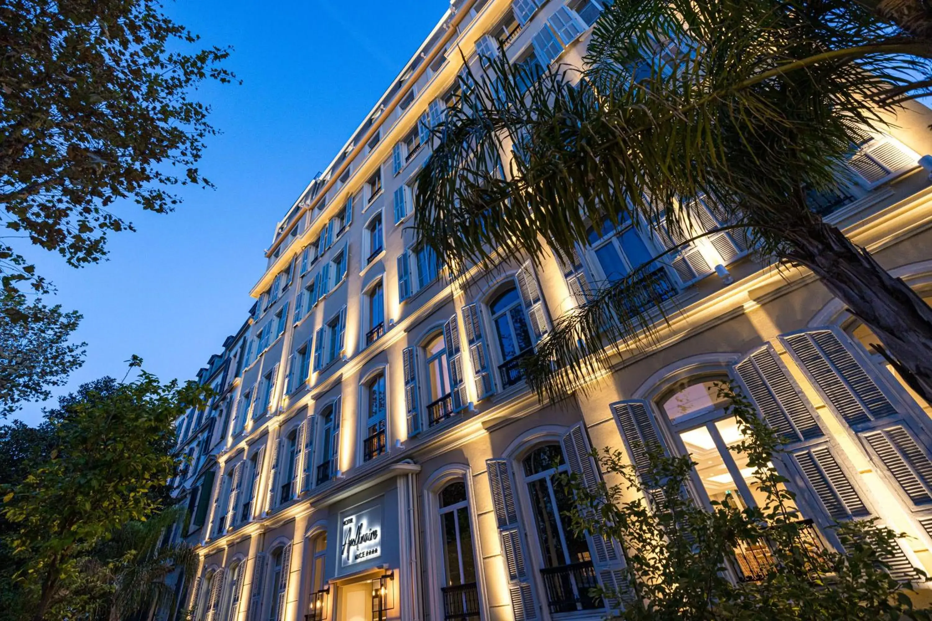 Property building in Hôtel Apollinaire Nice Property building in Hôtel Apollinaire Nice
