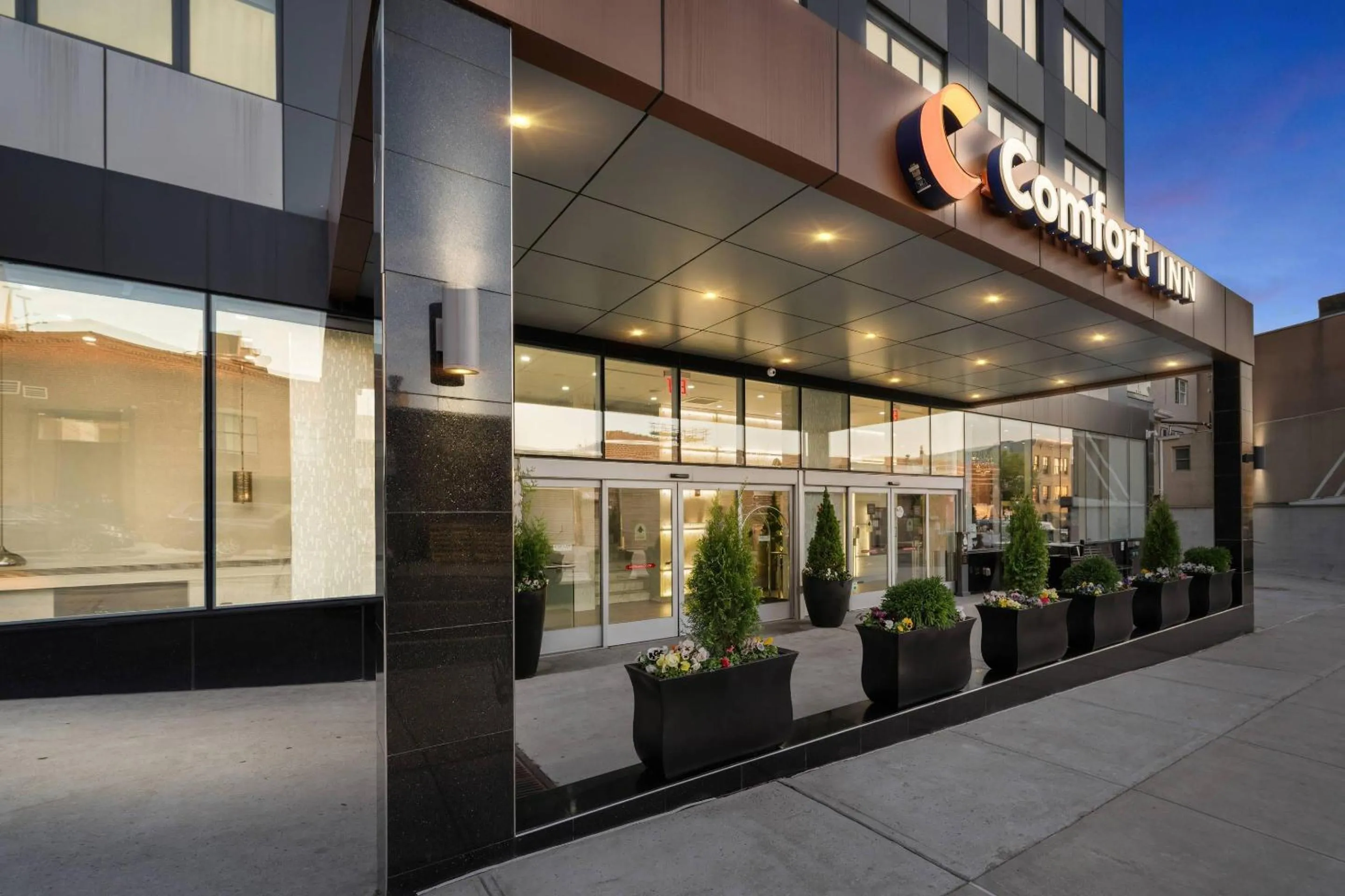 Property building in Comfort Inn Prospect Park-Brooklyn