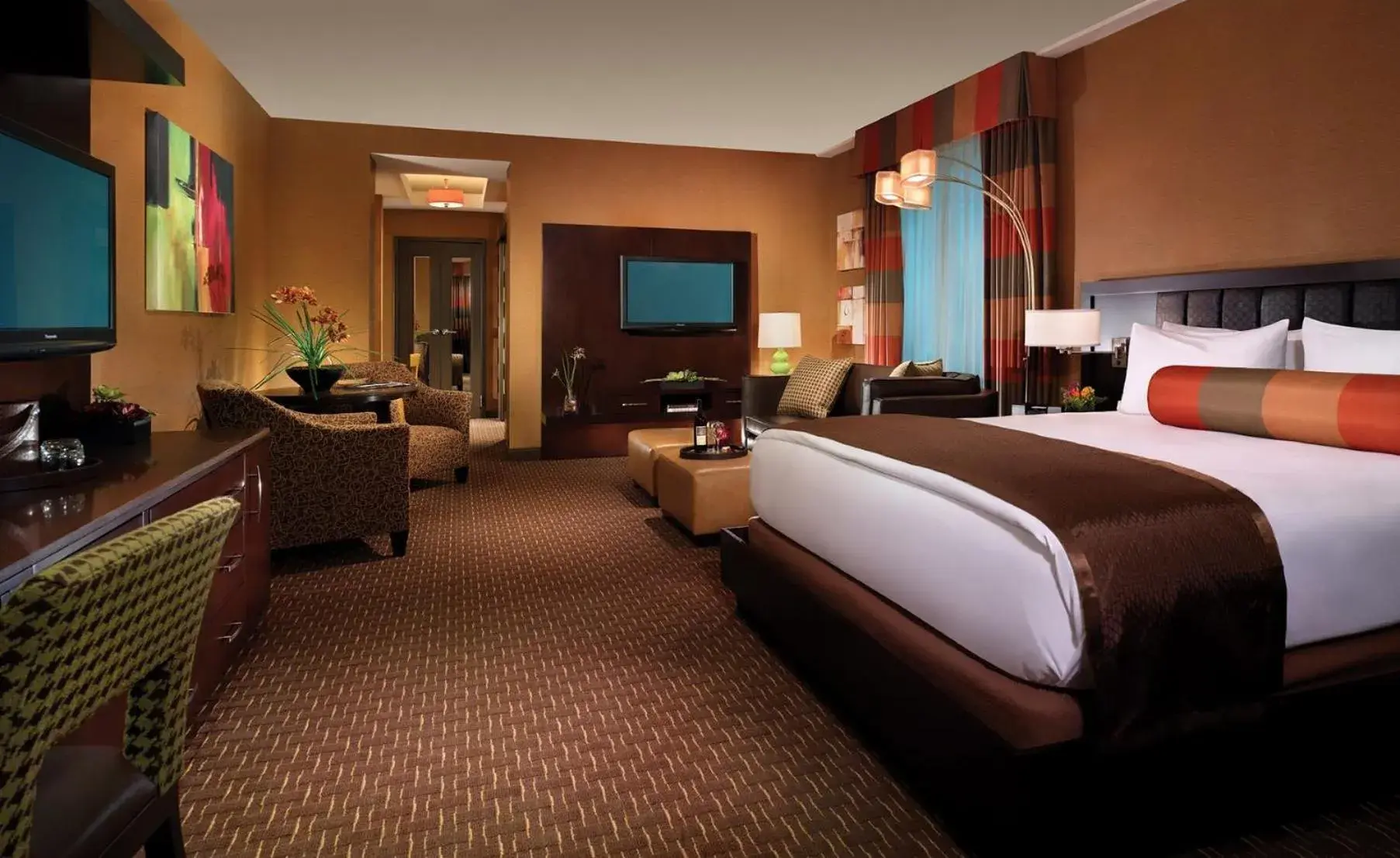Photo of the whole room, Bed in Golden Nugget Hotel & Casino Las Vegas Photo of the whole room, Bed in Golden Nugget Hotel & Casino Las Vegas
