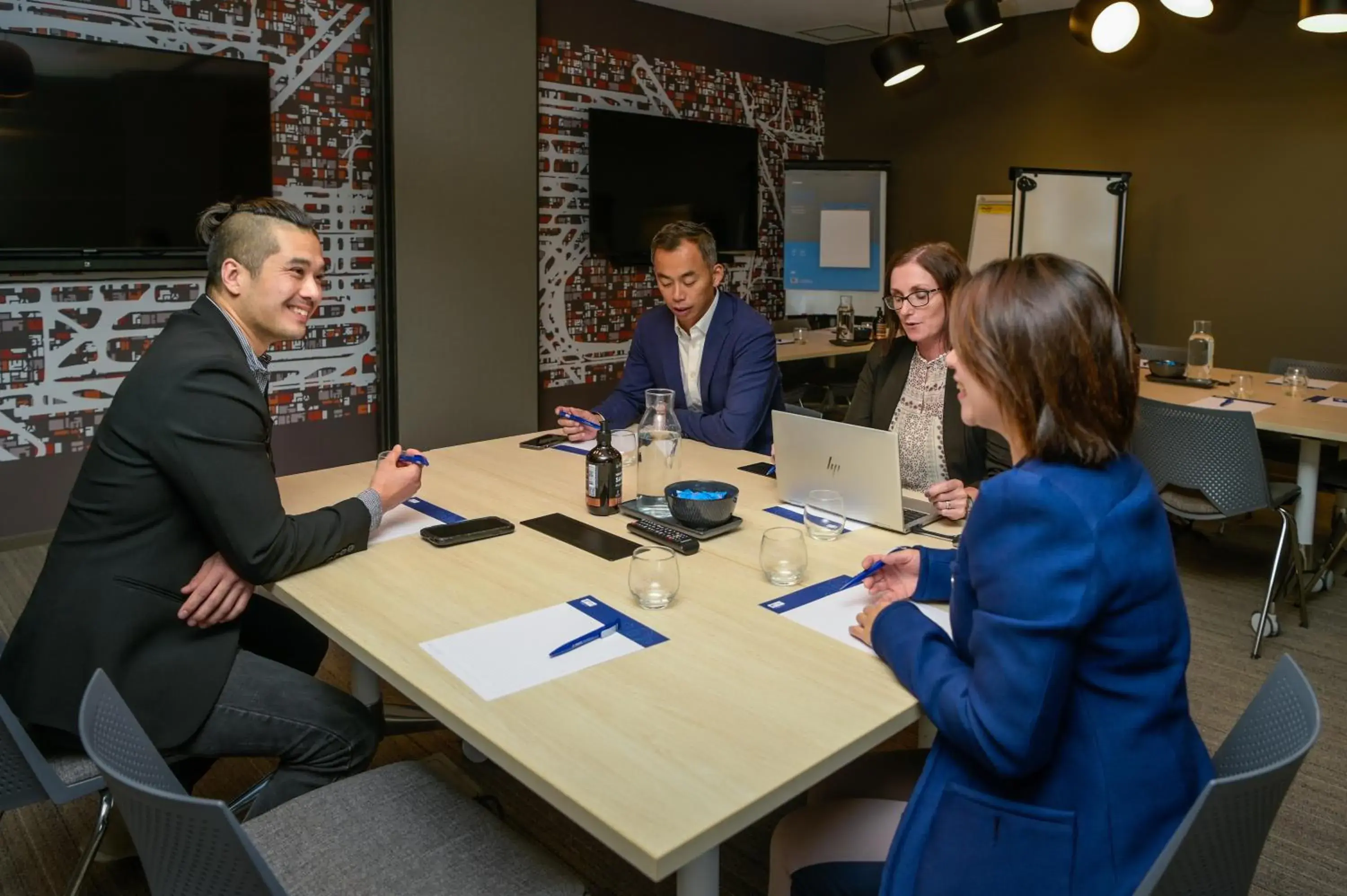Meeting/conference room in Holiday Inn Express Sydney Airport by IHG Meeting/conference room in Holiday Inn Express Sydney Airport by IHG