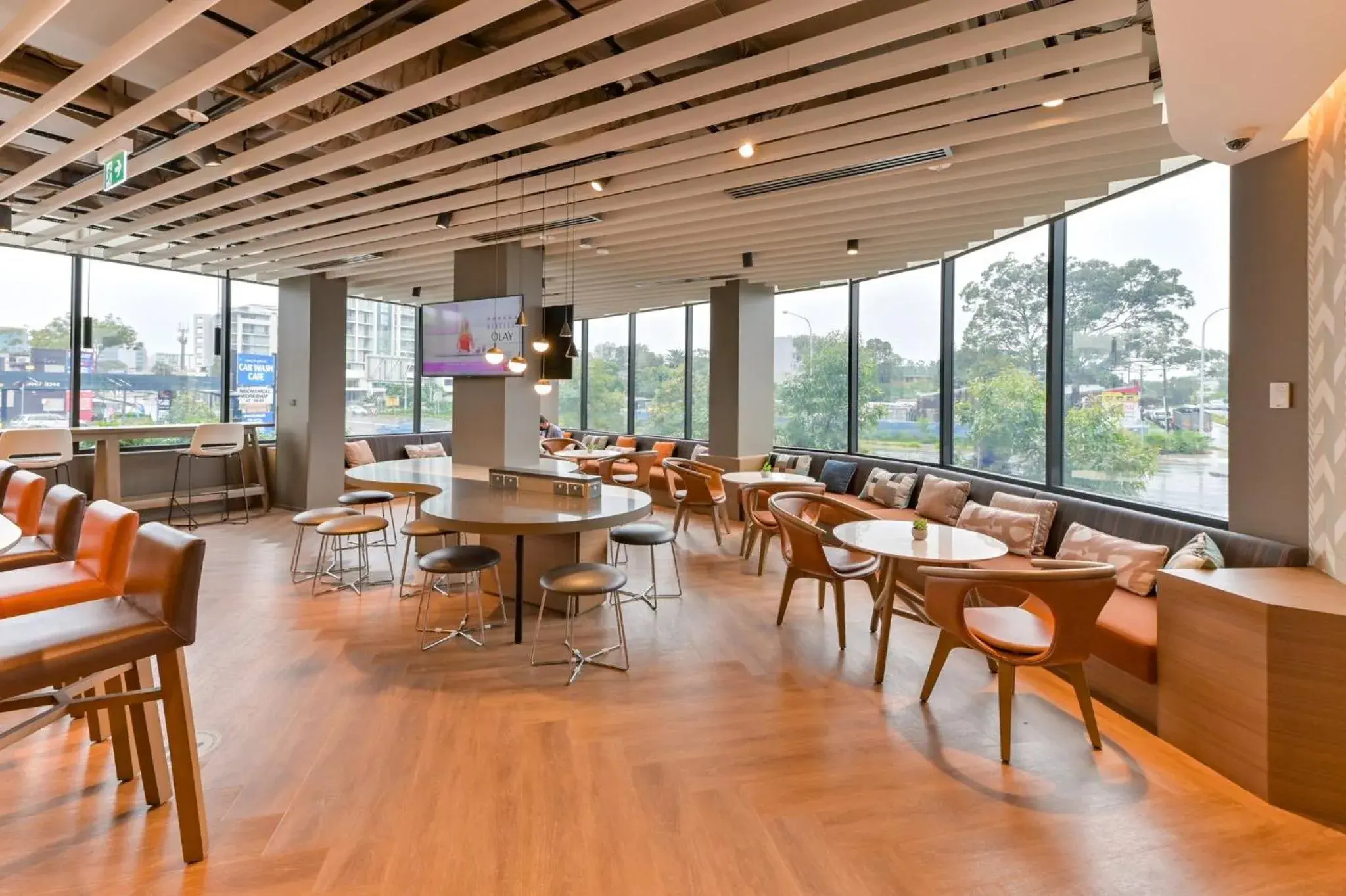 Restaurant/places to eat in Holiday Inn Express Sydney Airport by IHG Restaurant/places to eat in Holiday Inn Express Sydney Airport by IHG
