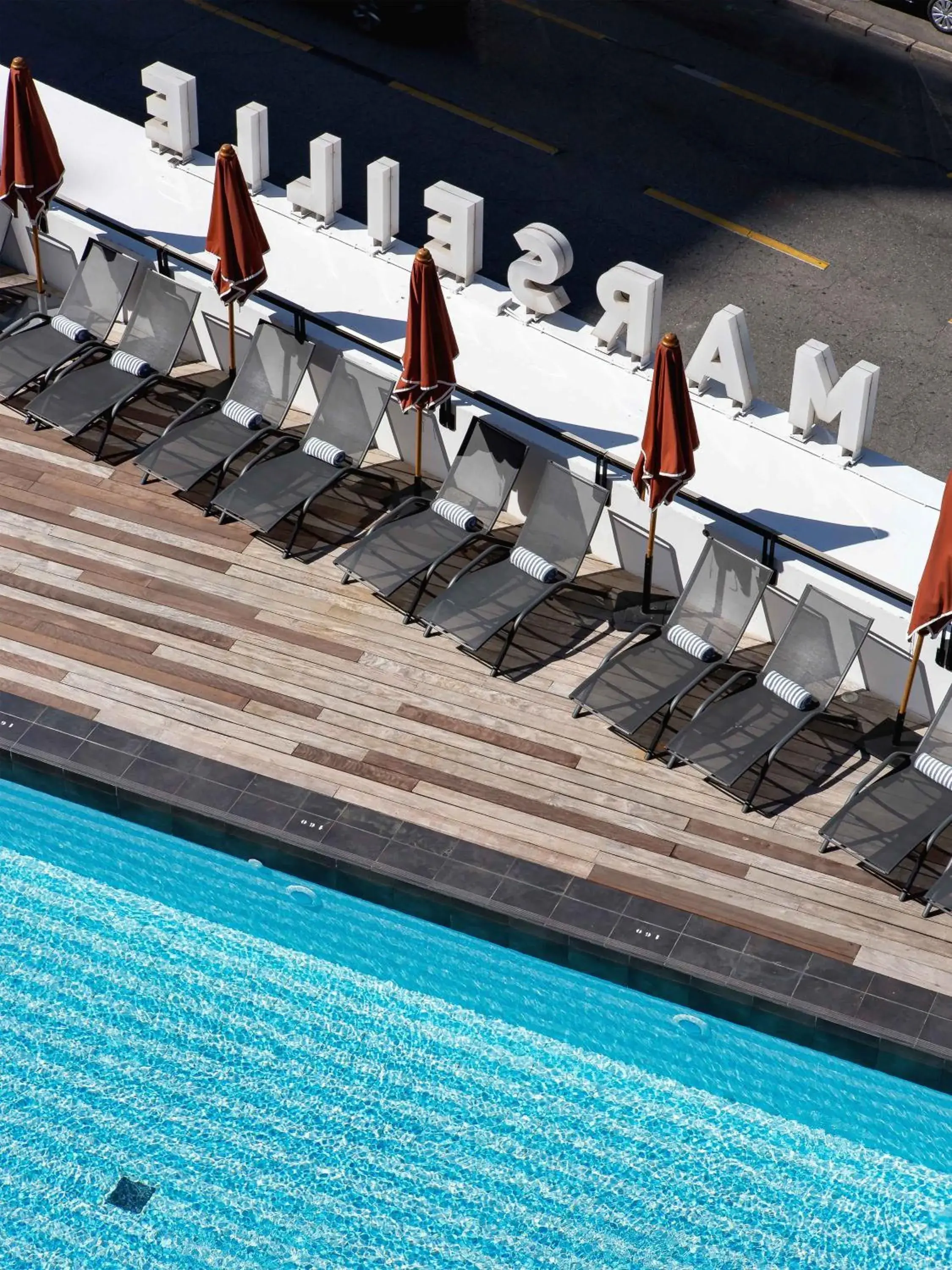 Balcony/Terrace in New Hotel of Marseille - Vieux Port Balcony/Terrace in New Hotel of Marseille - Vieux Port