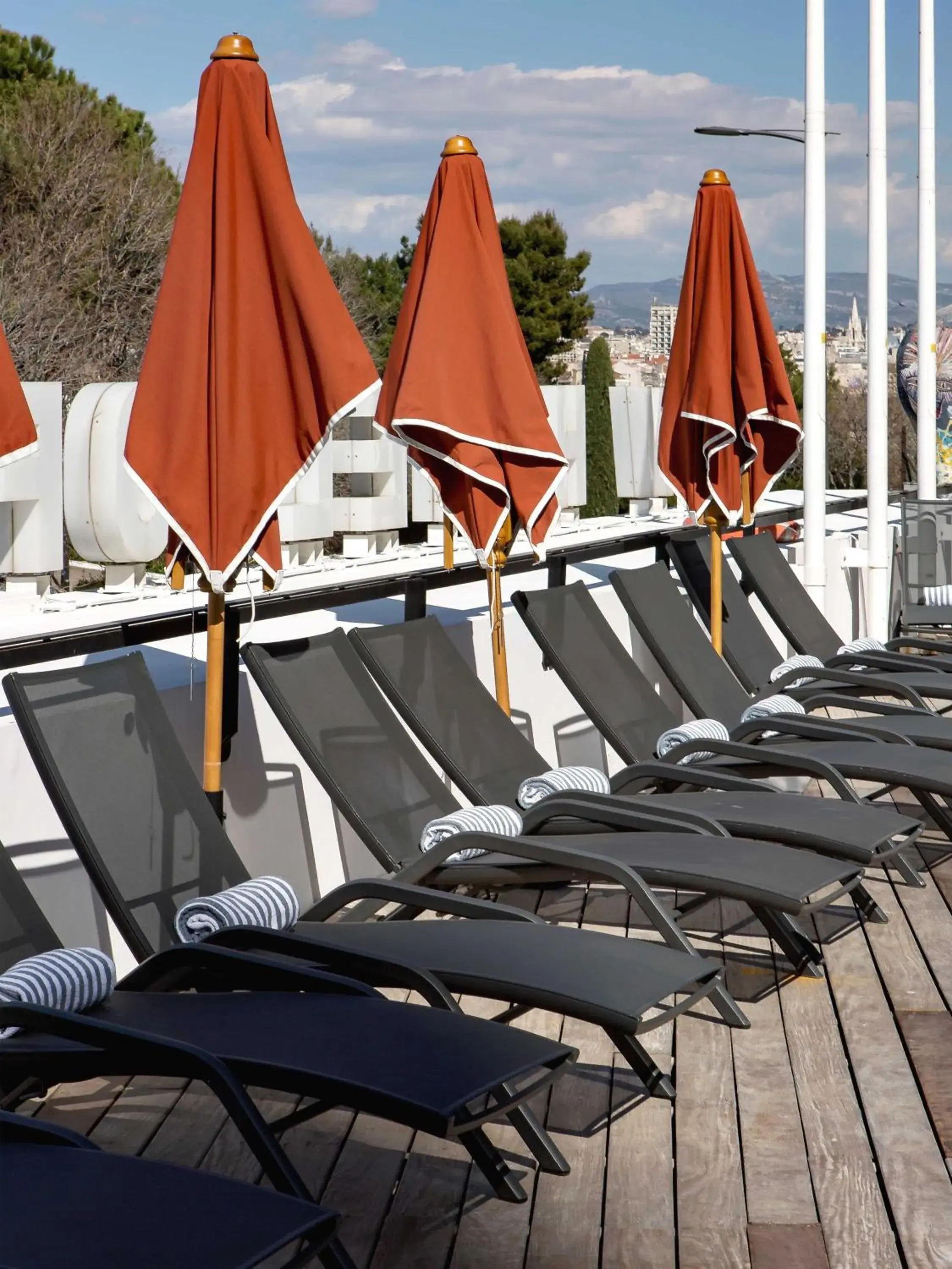 Patio in New Hotel of Marseille - Vieux Port Patio in New Hotel of Marseille - Vieux Port