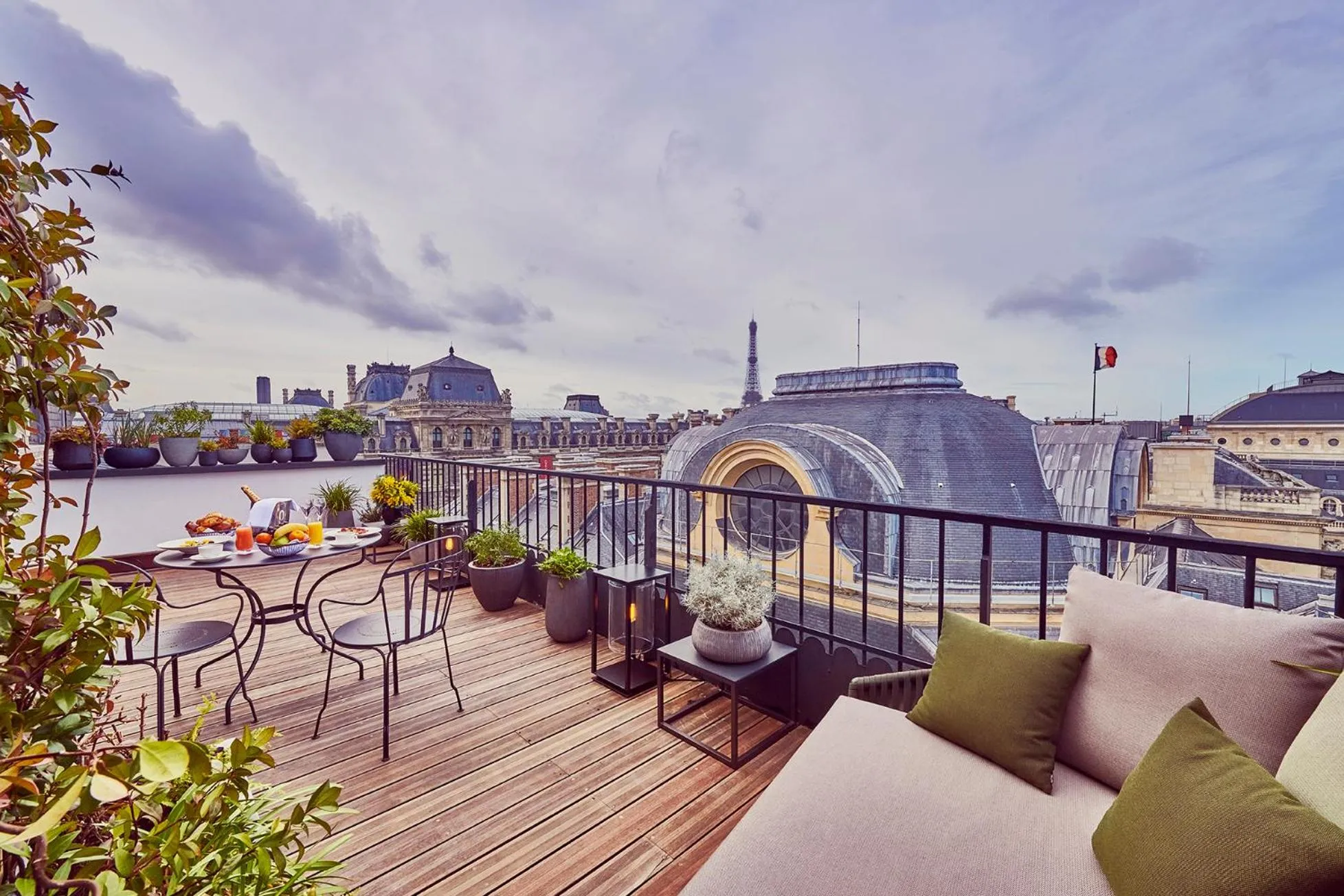 Balcony/Terrace in Grand Hôtel Du Palais Royal