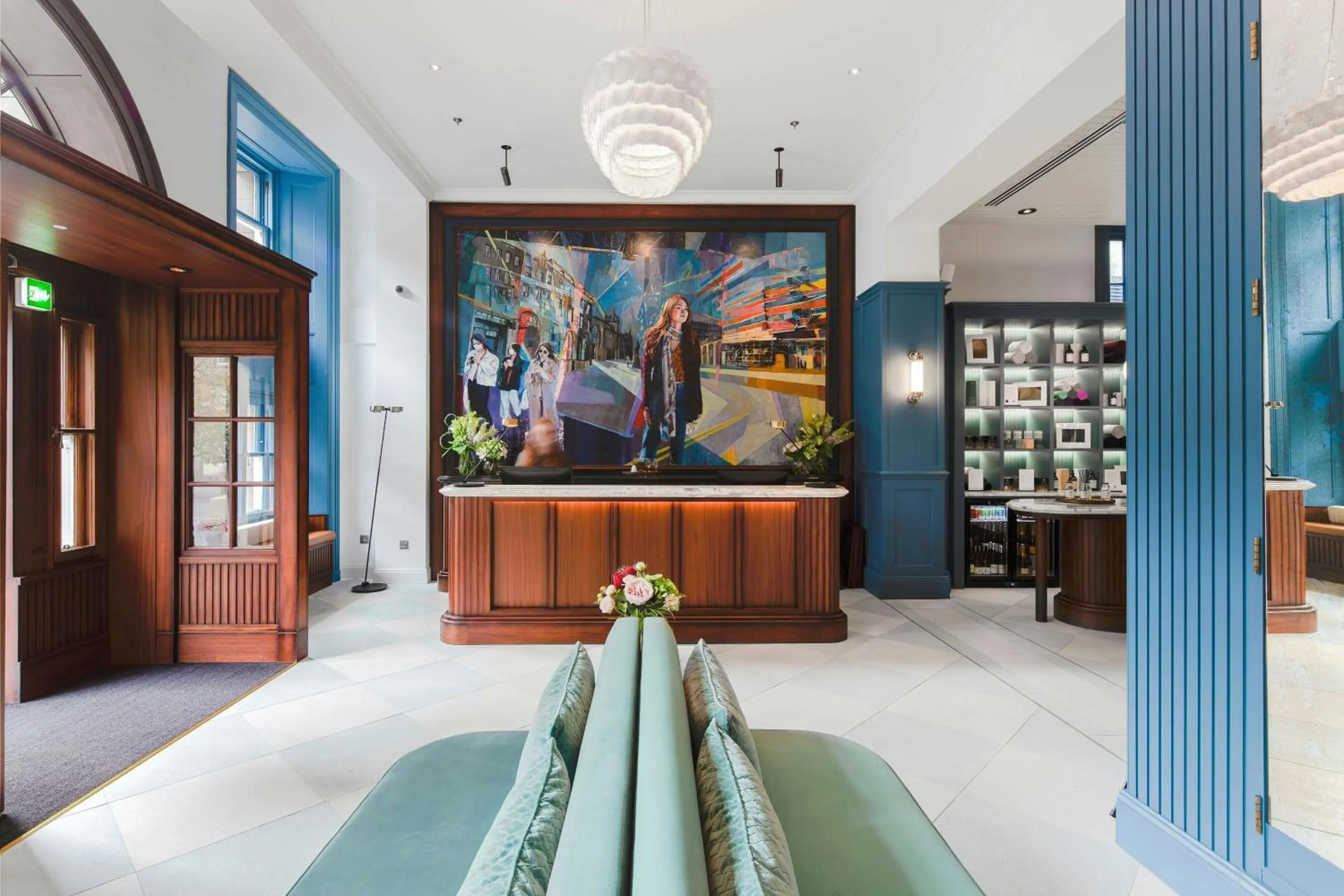 Lobby or reception in Old Town Chambers, Autograph Collection