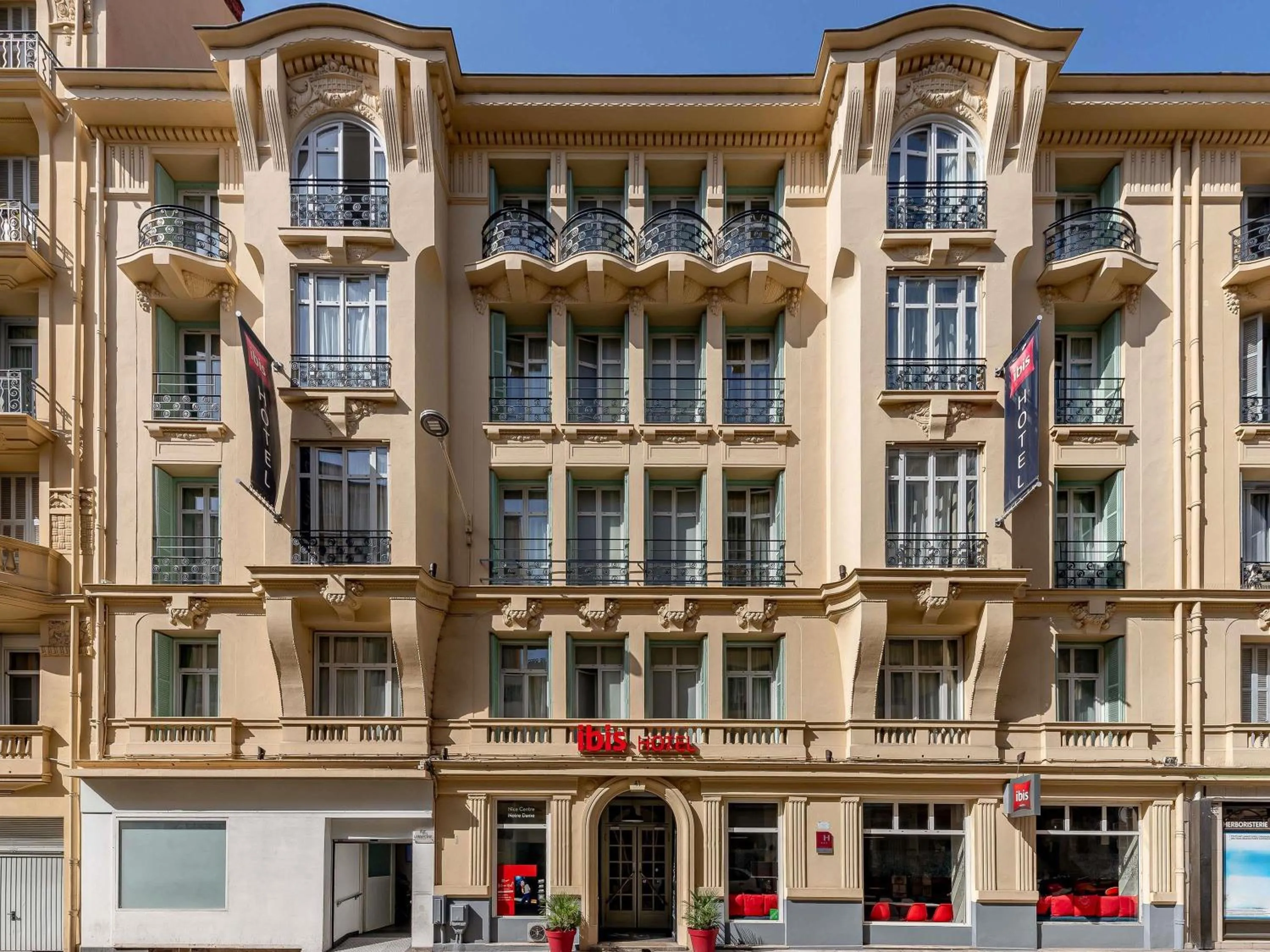 Property building in ibis Nice Centre Notre Dame