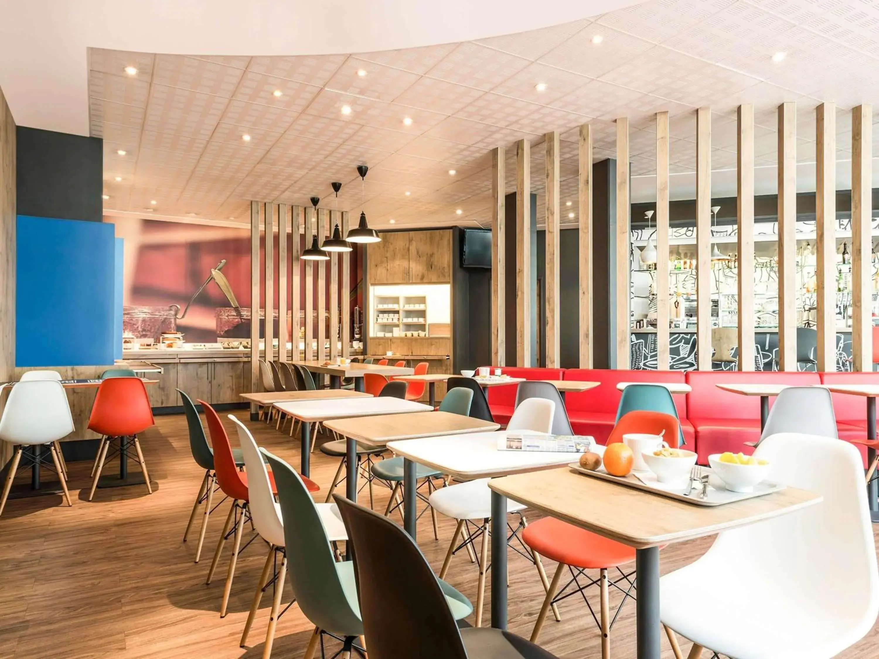 Property building in ibis Bordeaux Centre Bastide Property building in ibis Bordeaux Centre Bastide