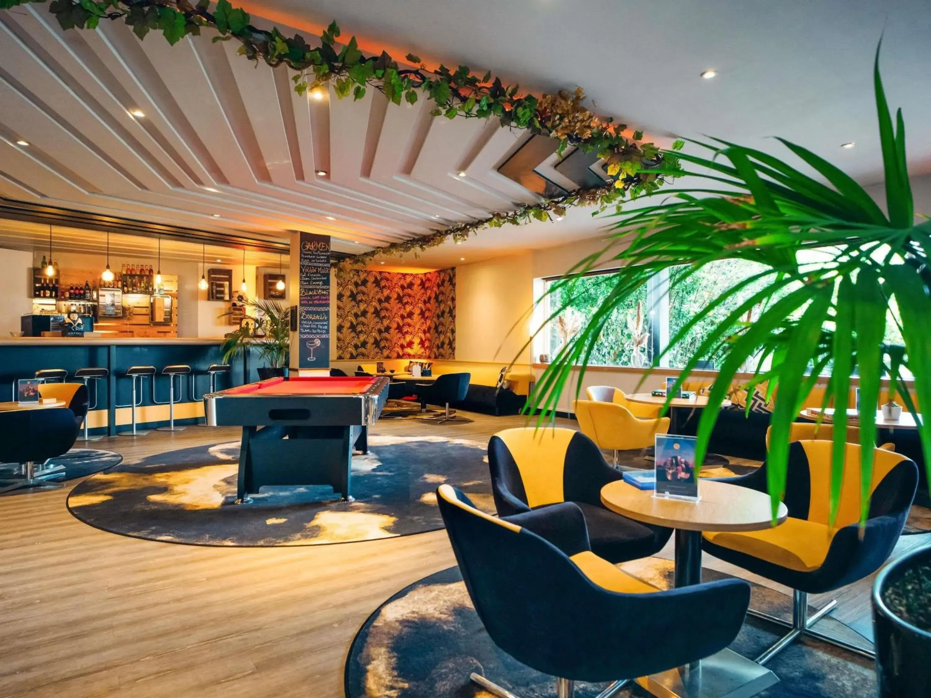 Property building in Mercure Paris Orly Rungis Aéroport Property building in Mercure Paris Orly Rungis Aéroport