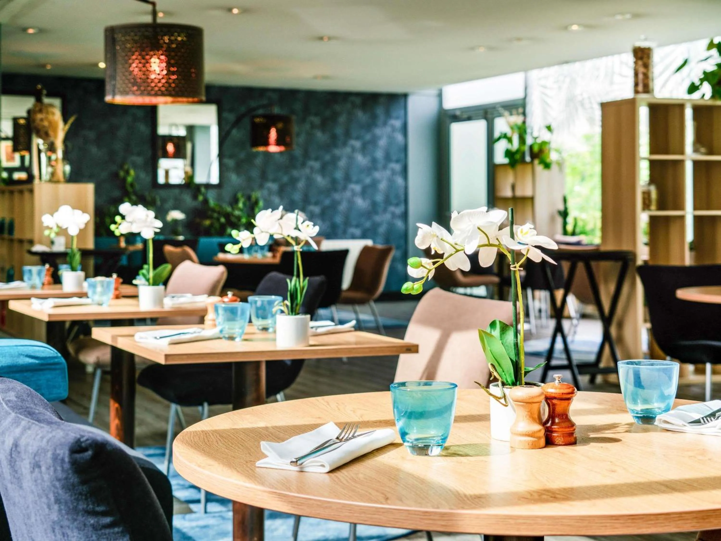 Property building in Mercure Paris Orly Rungis Aéroport