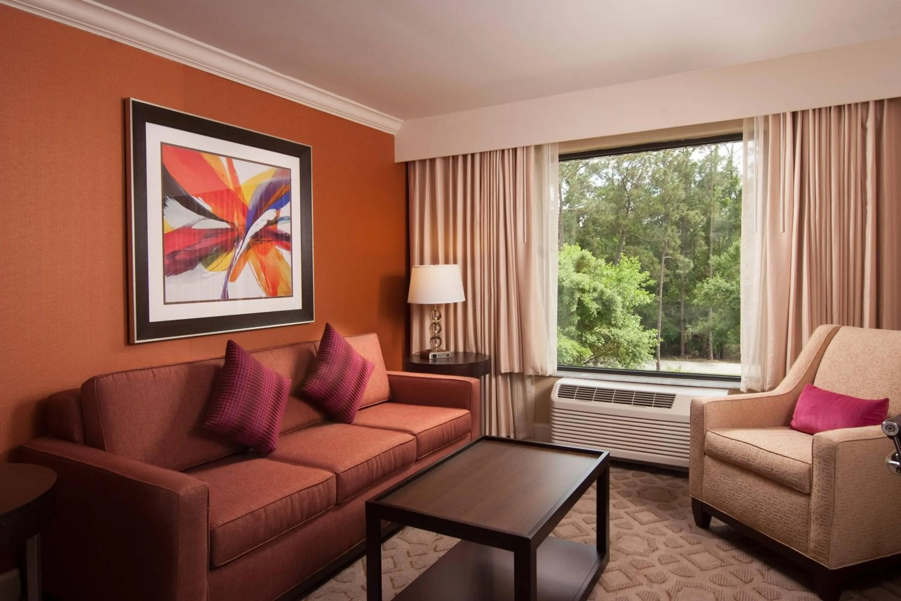 Living room in Delta Hotels by Marriott Orlando Lake Buena Vista