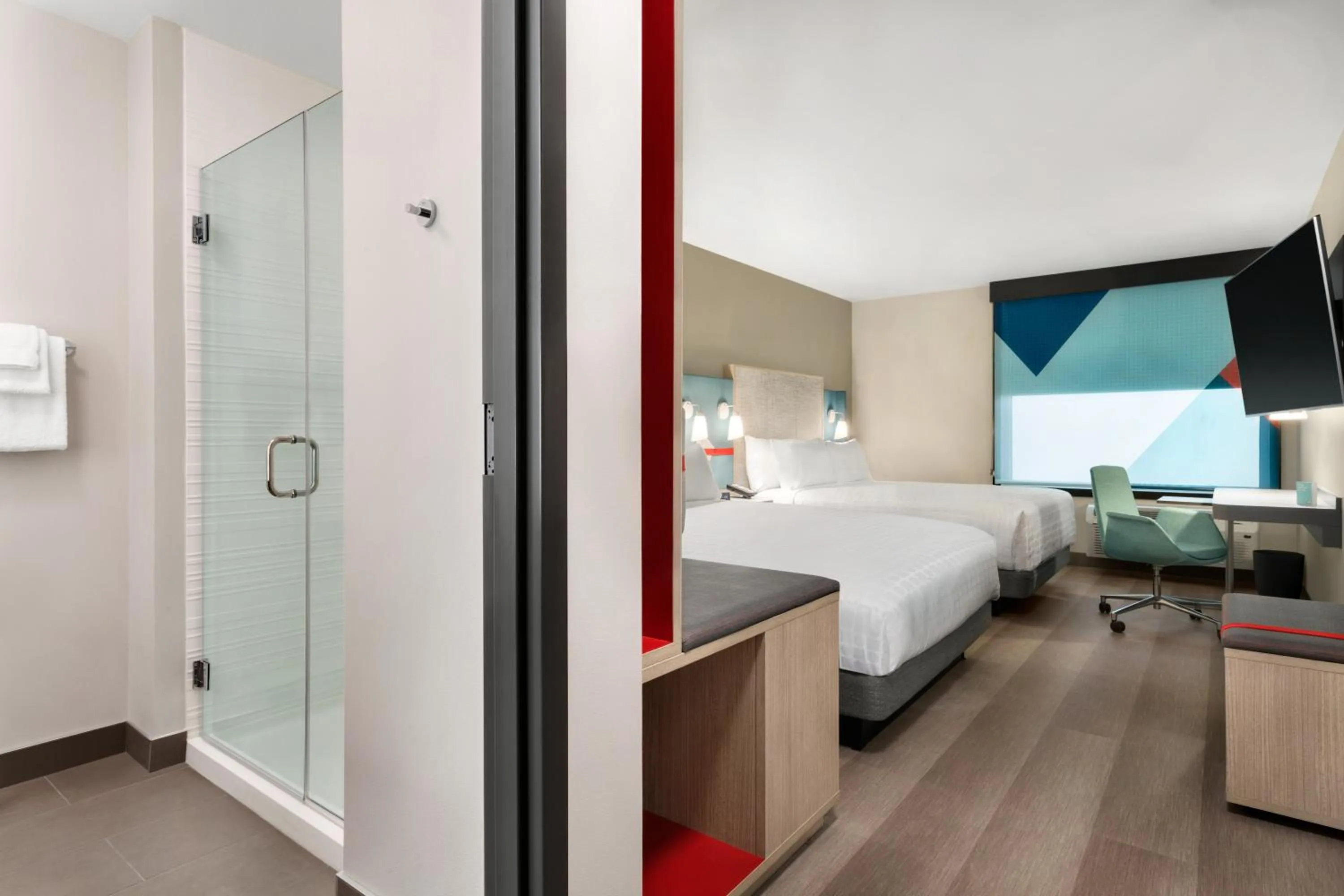 avid hotels - Orlando International Airport by IHG