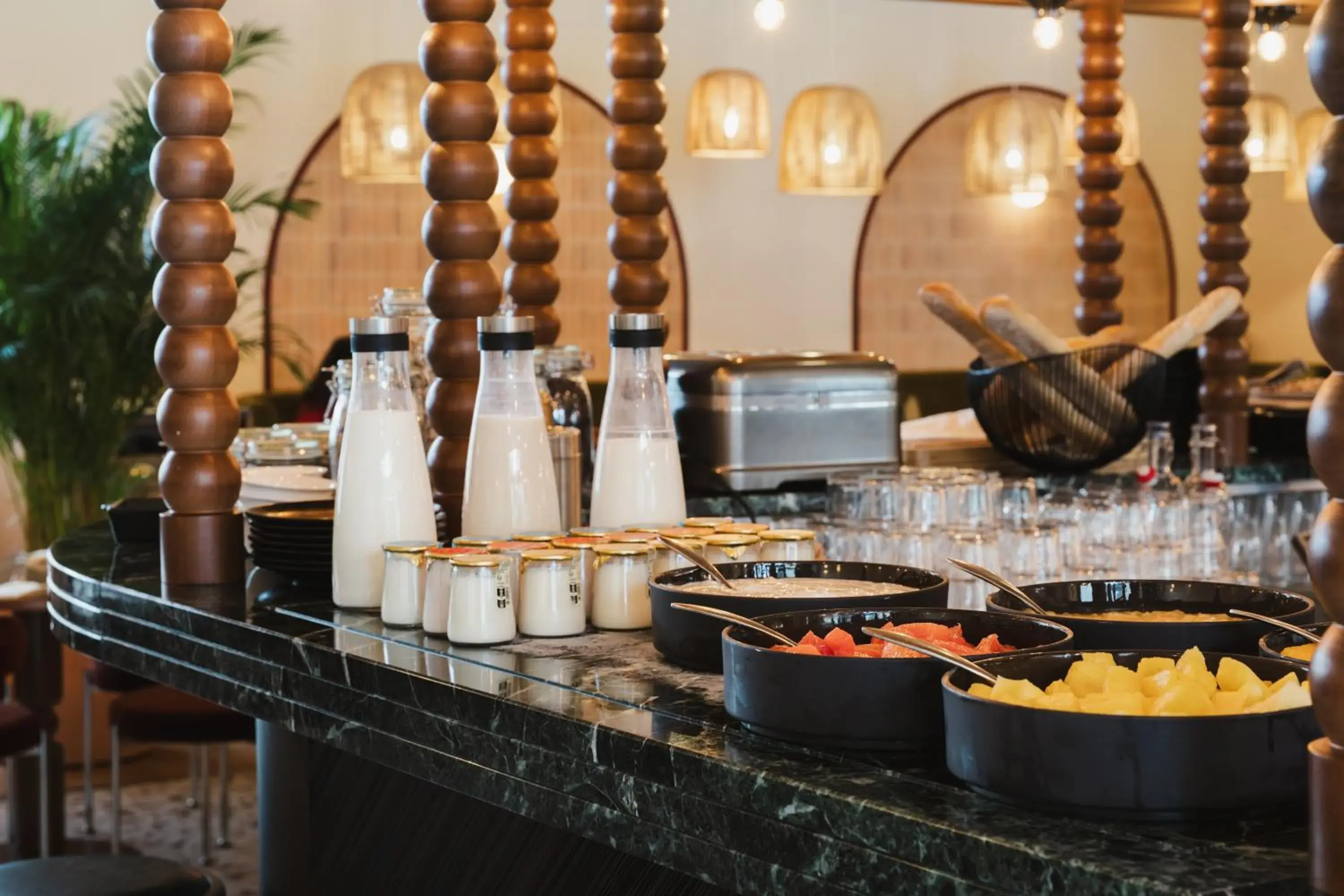 Buffet breakfast in Crowne Plaza Lyon - Cité Internationale Buffet breakfast in Crowne Plaza Lyon - Cité Internationale