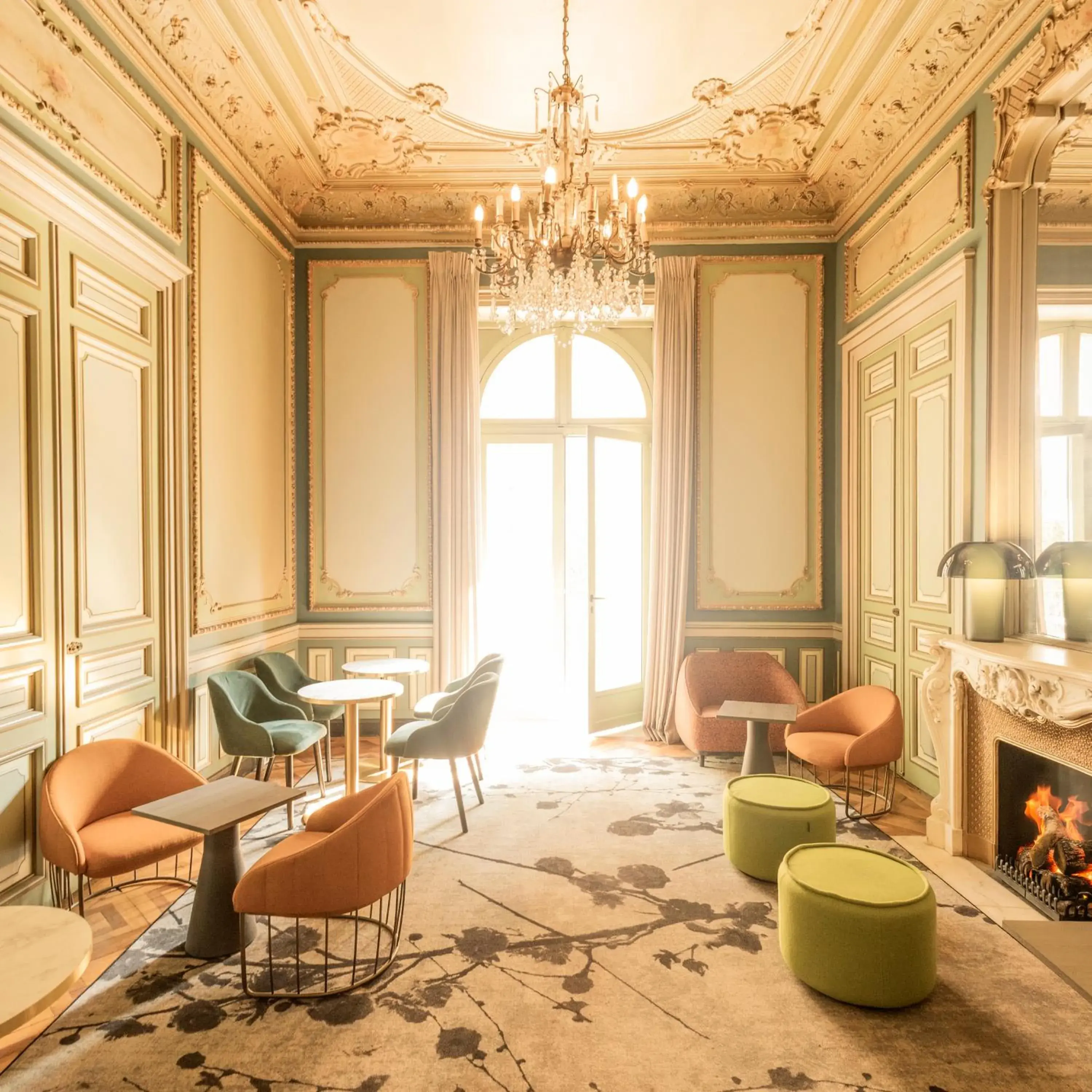 Lounge or bar in Hôtel Vendôme Lounge or bar in Hôtel Vendôme