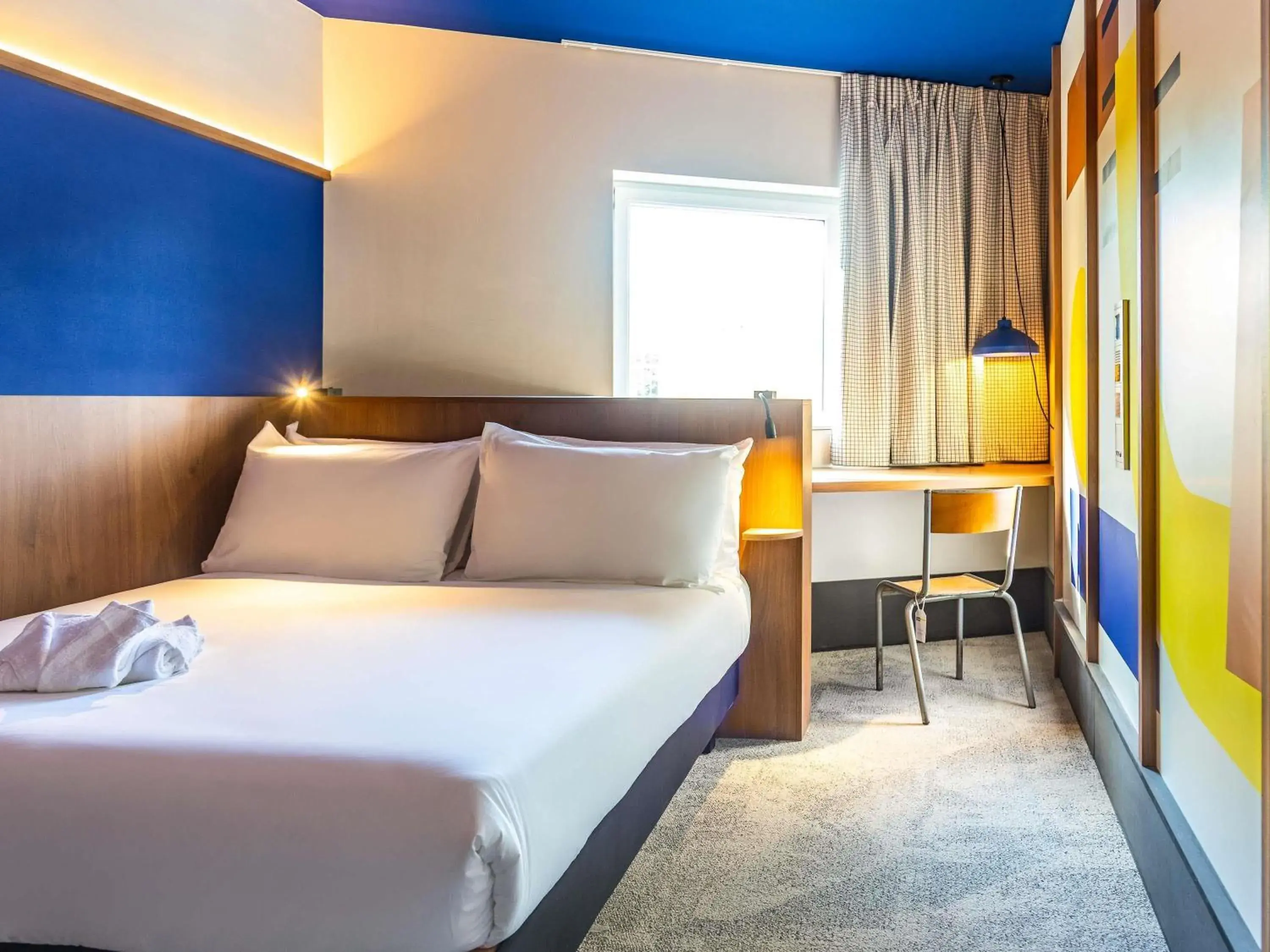 Bedroom, Bed in greet hotel Marseille Parc Chanot Velodrome by Accor Bedroom, Bed in greet hotel Marseille Parc Chanot Velodrome by Accor