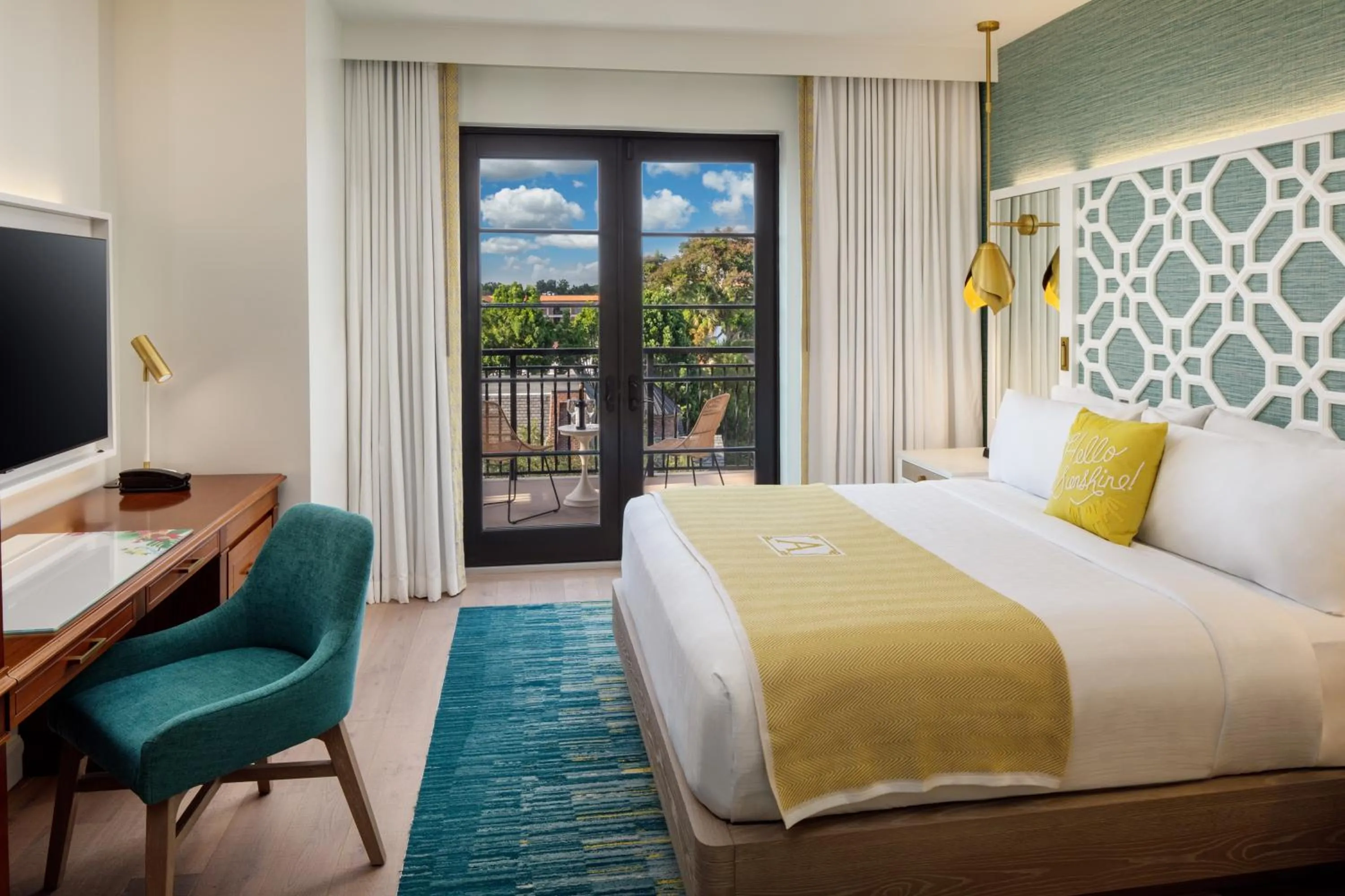Bed in The Alfond Inn