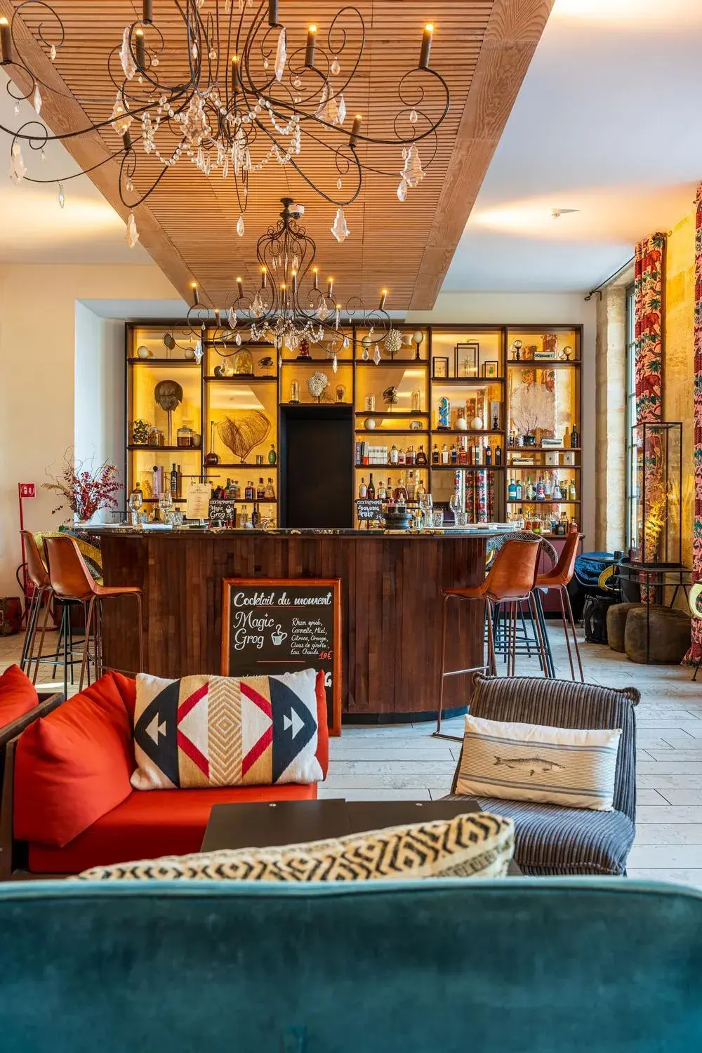 Lounge or bar in Hotel La Zoologie & Spa Bordeaux Lounge or bar in Hotel La Zoologie & Spa Bordeaux