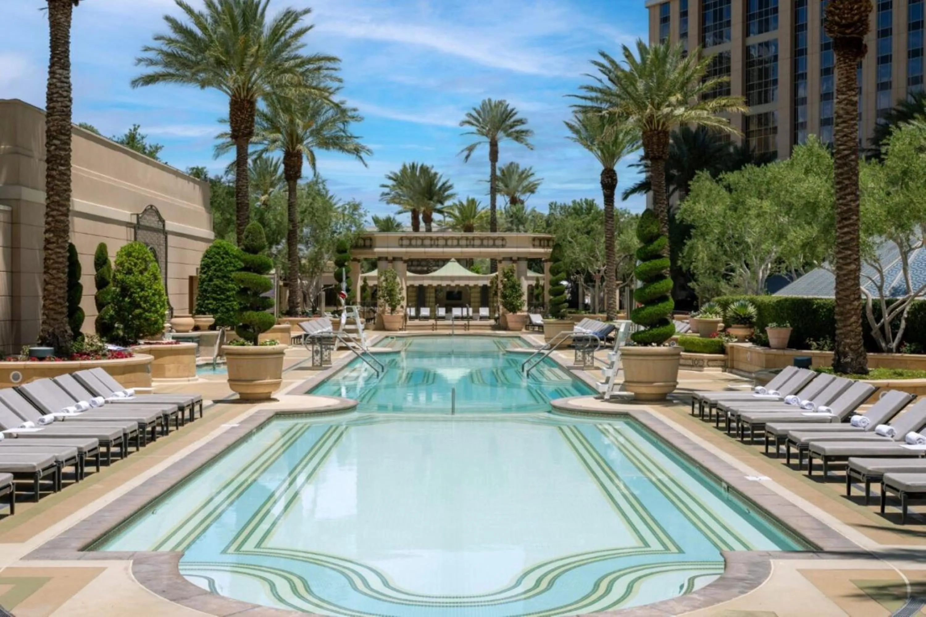 Swimming pool in The Palazzo at The Venetian®