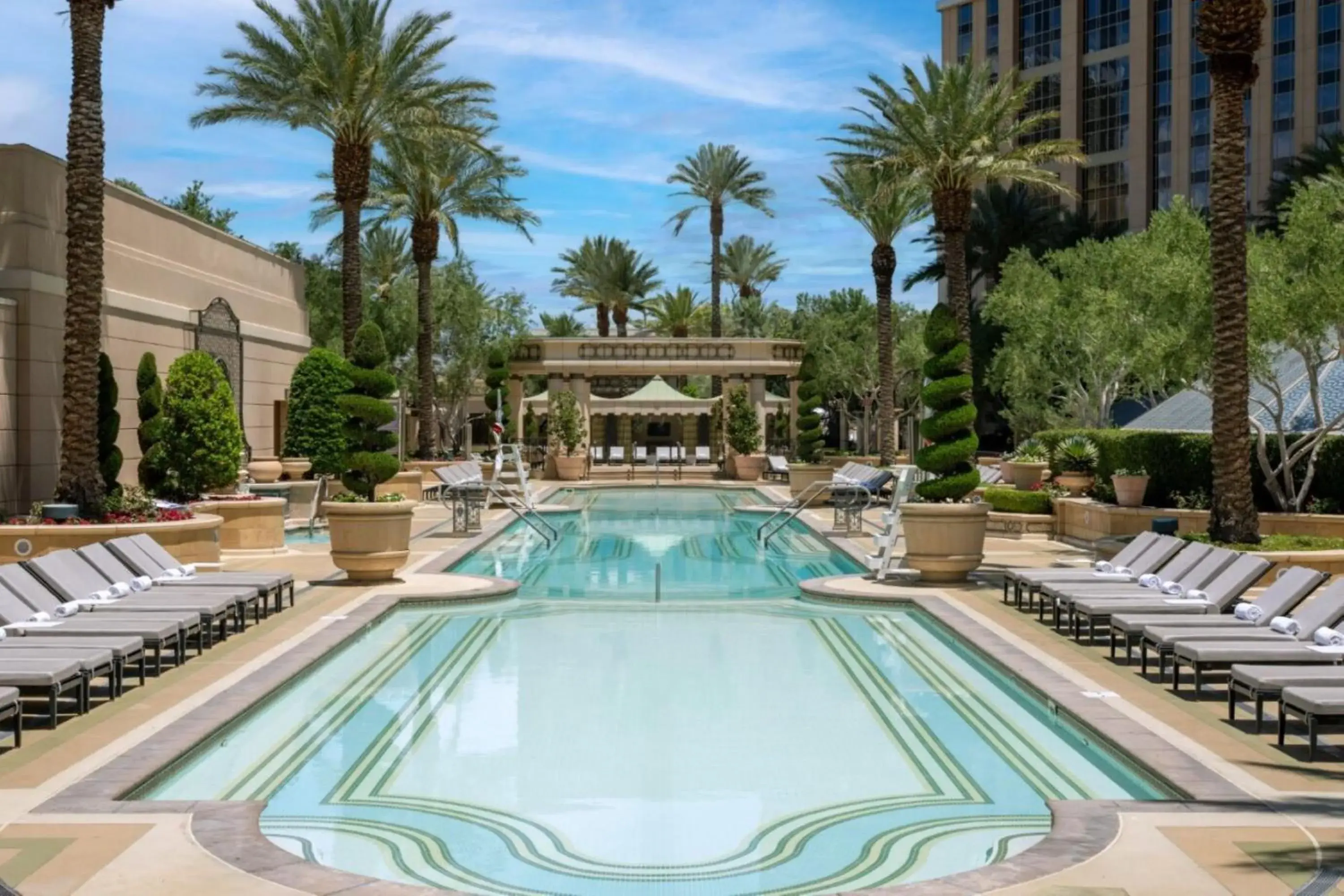 Swimming pool in The Palazzo at The Venetian® Swimming pool in The Palazzo at The Venetian®