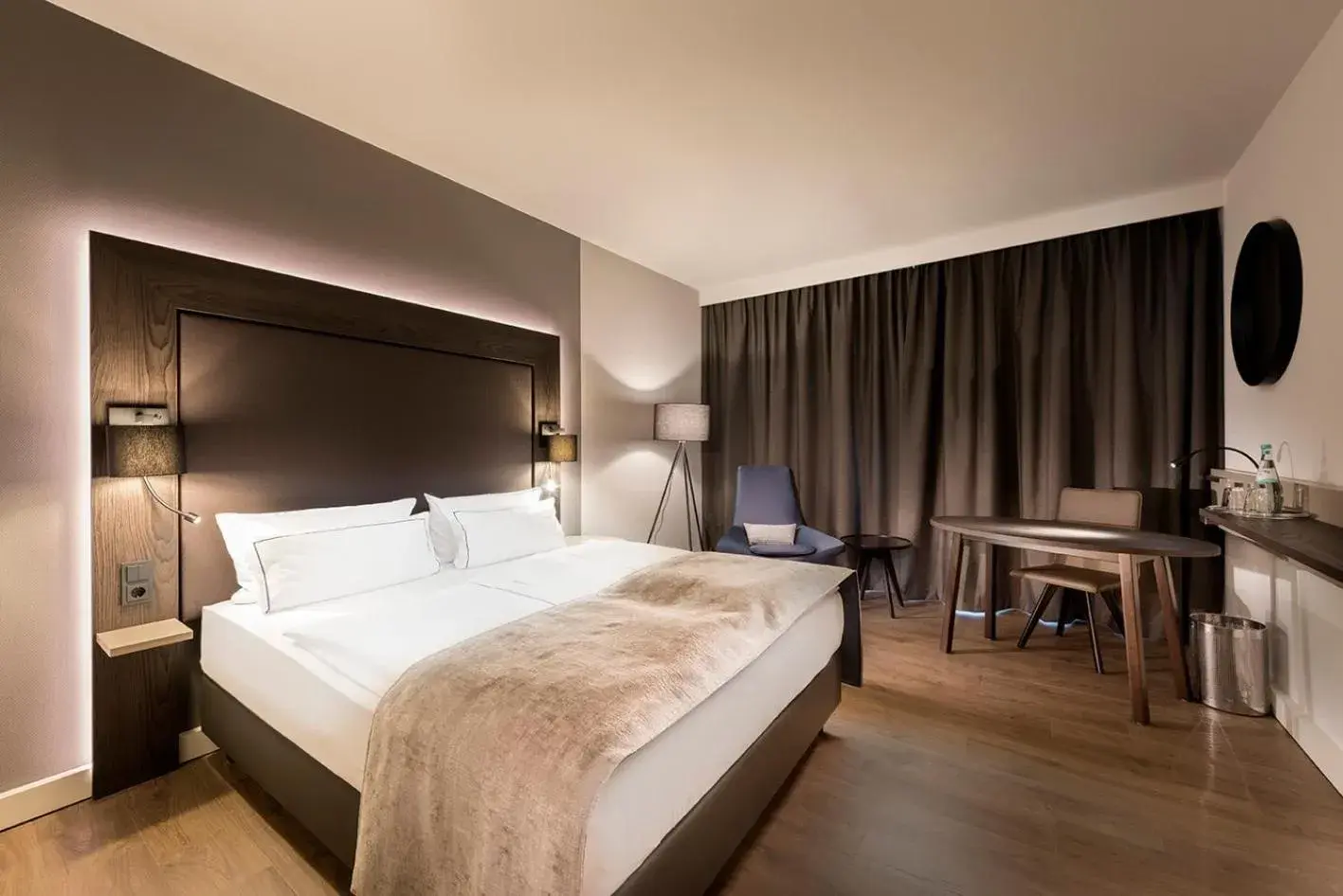 Photo of the whole room, Bed in Holiday Inn Berlin City-West by IHG Photo of the whole room, Bed in Holiday Inn Berlin City-West by IHG