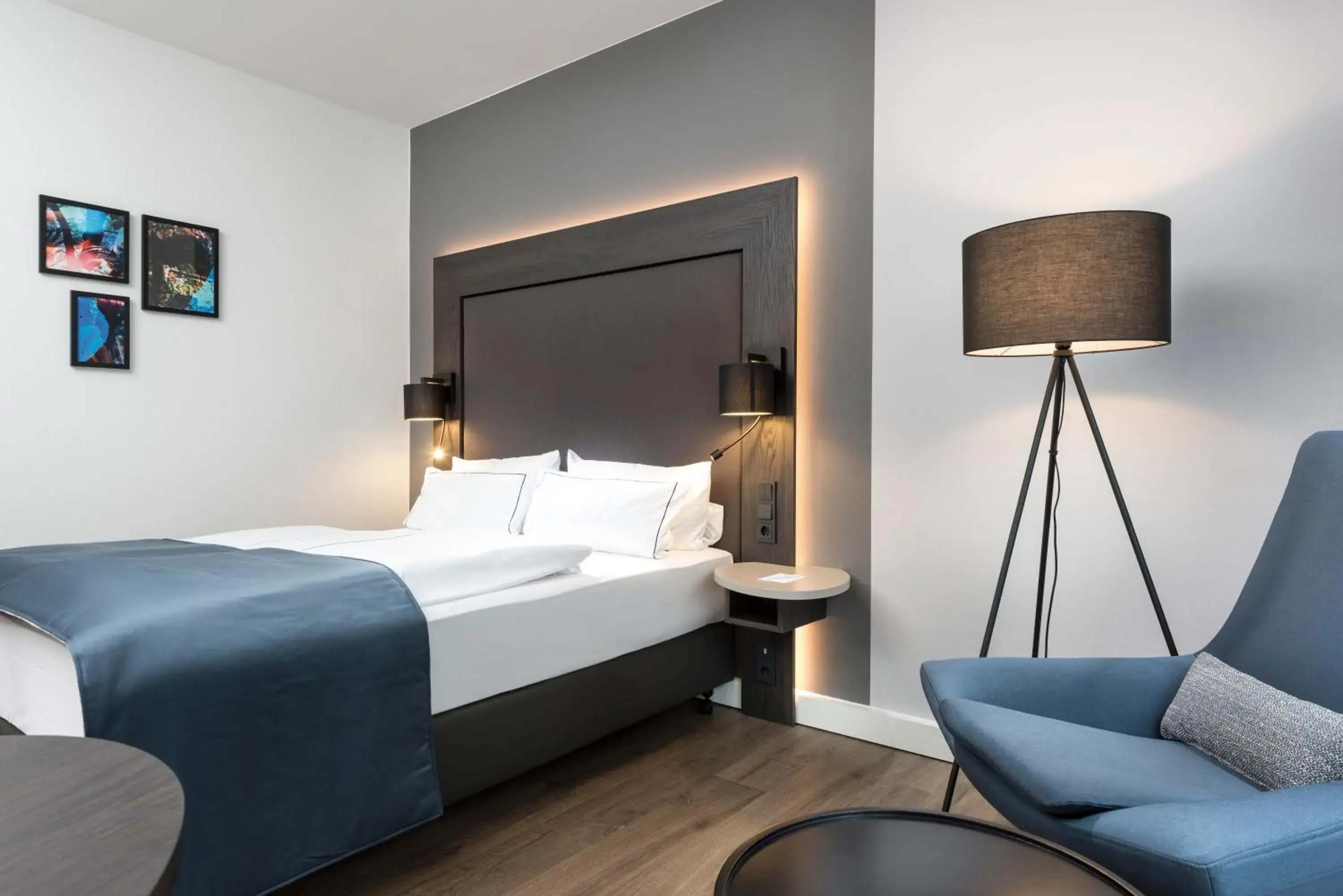 Bedroom, Bed in Holiday Inn Berlin City-West by IHG Bedroom, Bed in Holiday Inn Berlin City-West by IHG