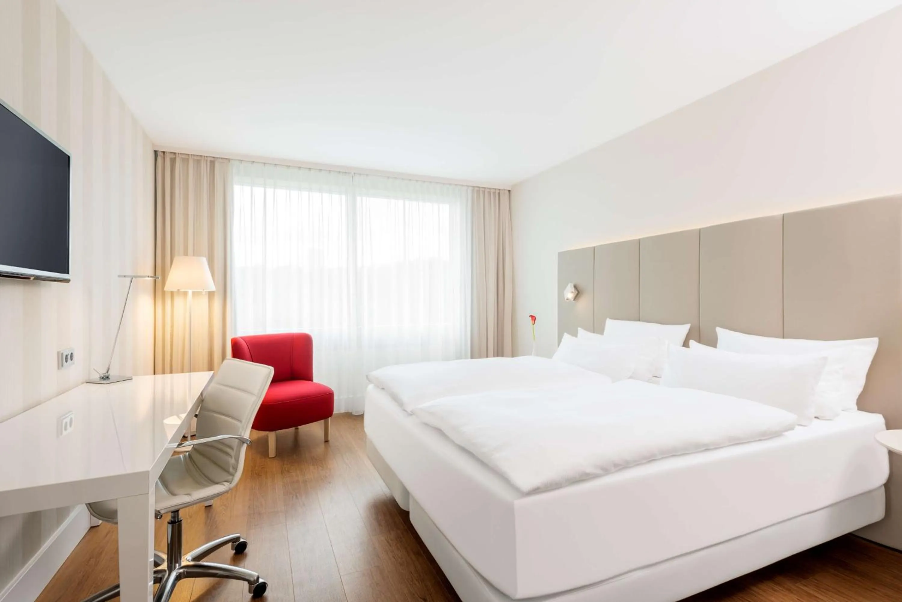 Bedroom, Bed in NH Collection Köln Mediapark