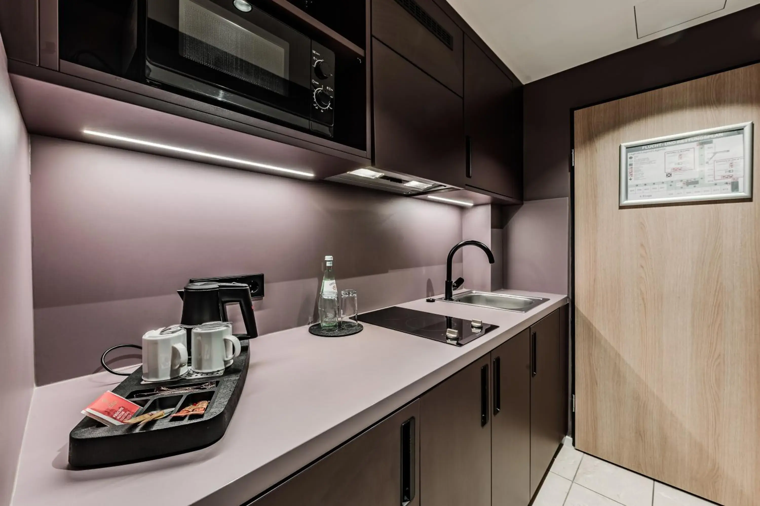 Kitchen or kitchenette in Apartment-Hotel Hamburg Mitte Kitchen or kitchenette in Apartment-Hotel Hamburg Mitte