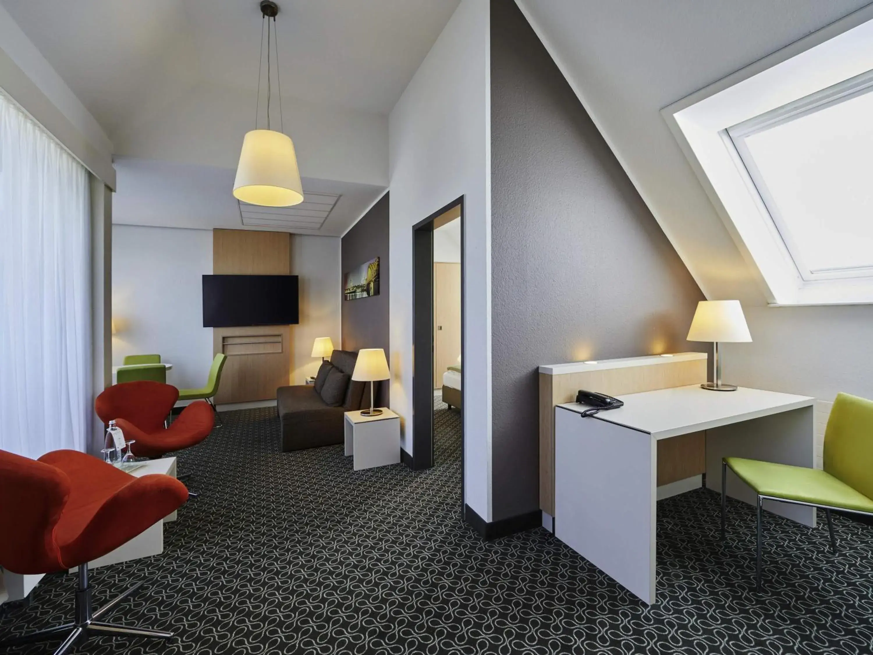 Bedroom in Mercure Hotel Severinshof Köln City Bedroom in Mercure Hotel Severinshof Köln City