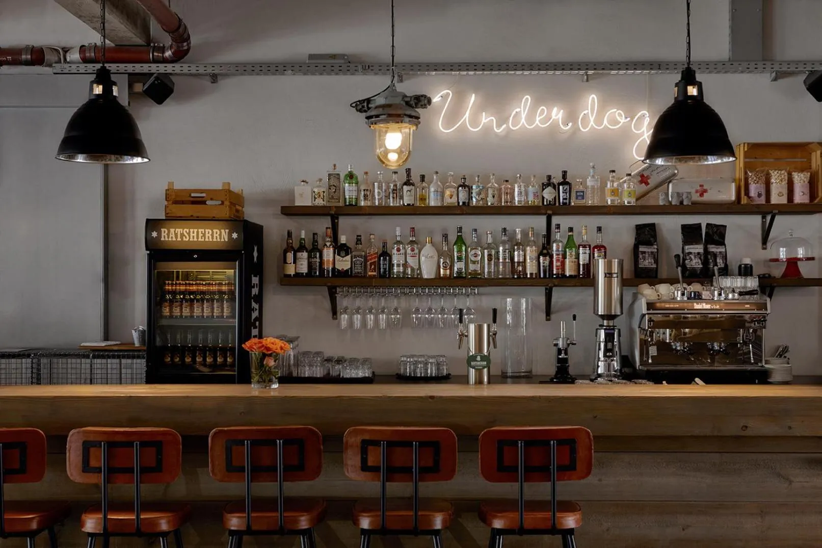 Lounge or bar in Underdog Hotel