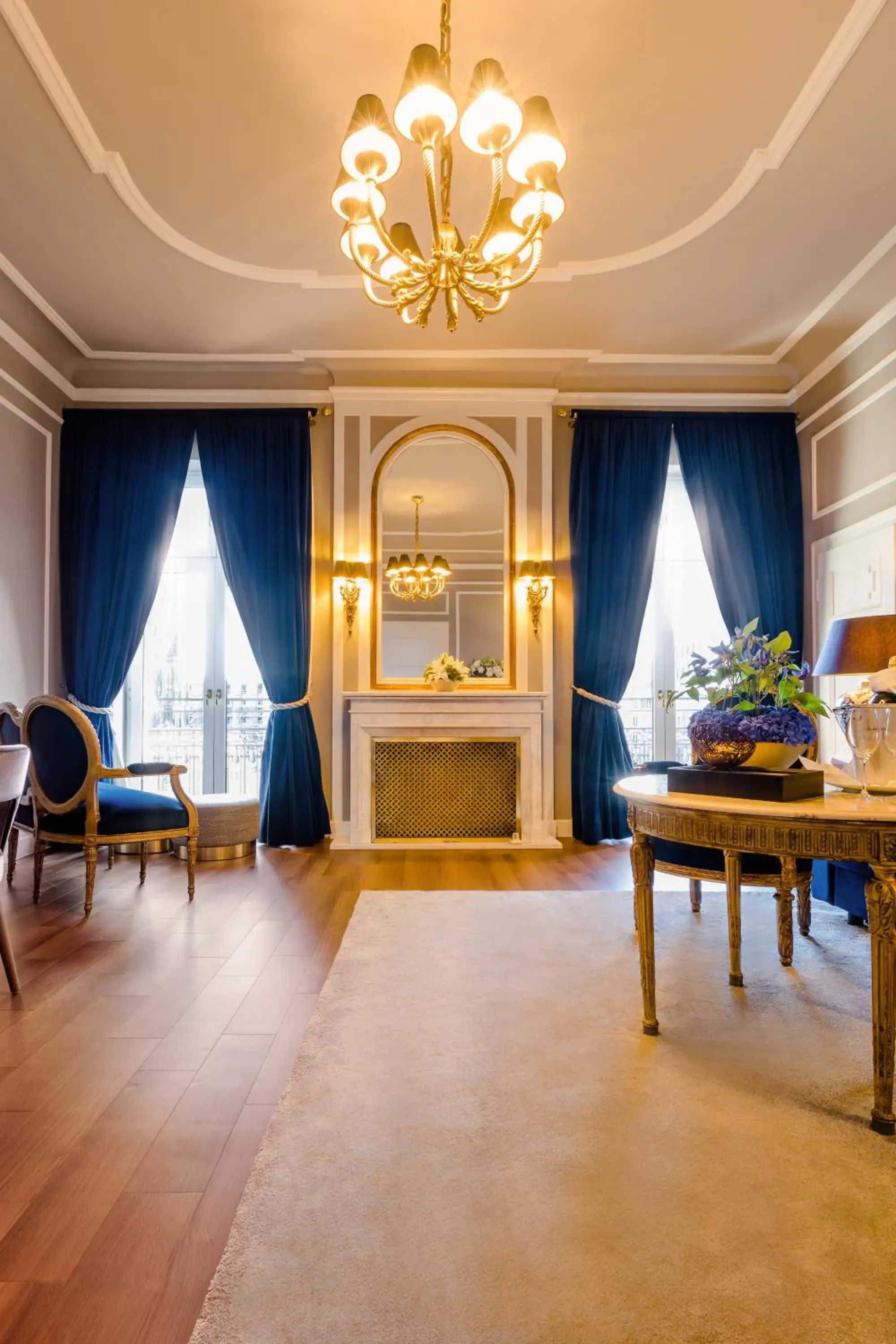 Living room in Excelsior Hotel Ernst am Dom Living room in Excelsior Hotel Ernst am Dom