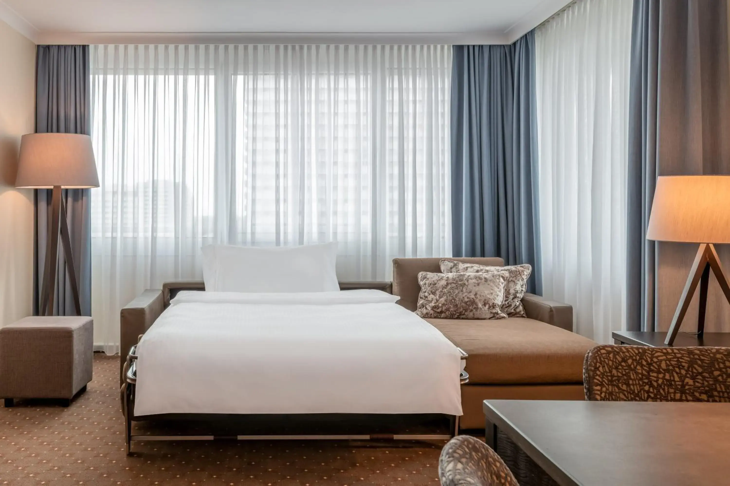 Photo of the whole room, Bed in The Westin Grand Munich Photo of the whole room, Bed in The Westin Grand Munich