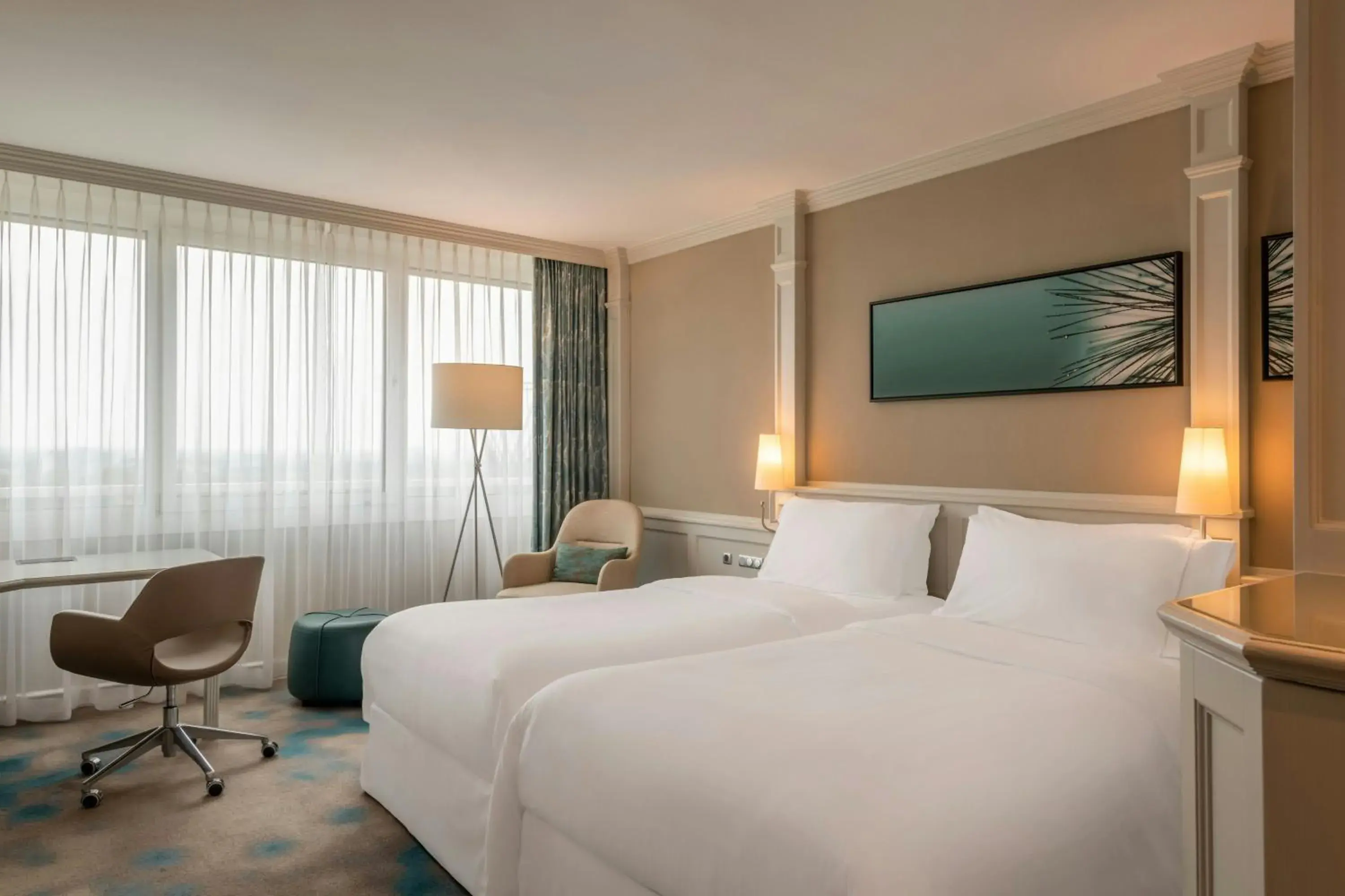 Photo of the whole room, Bed in The Westin Grand Munich Photo of the whole room, Bed in The Westin Grand Munich