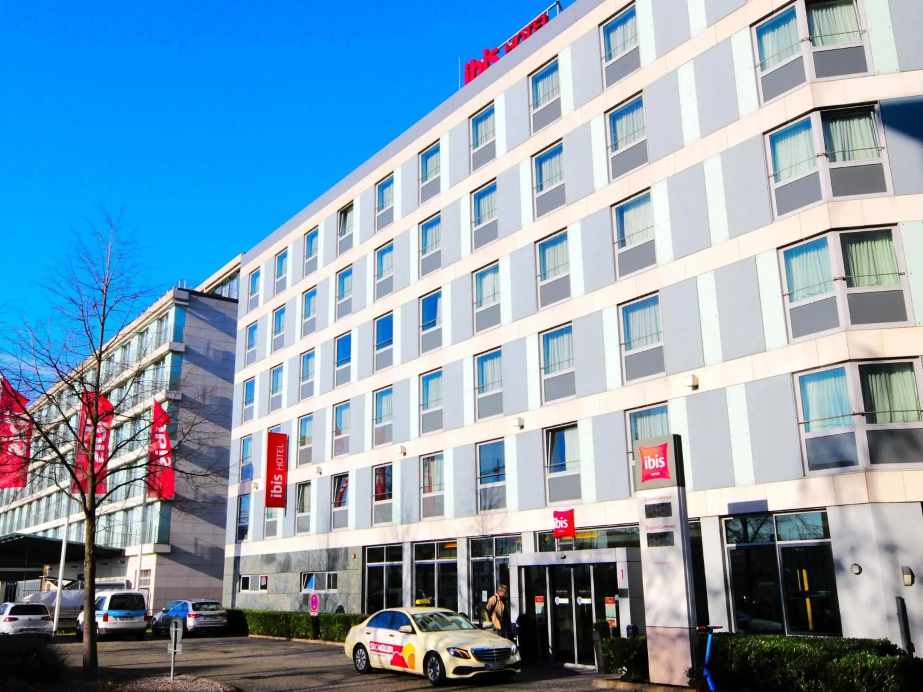 Property building in ibis Köln Messe Property building in ibis Köln Messe