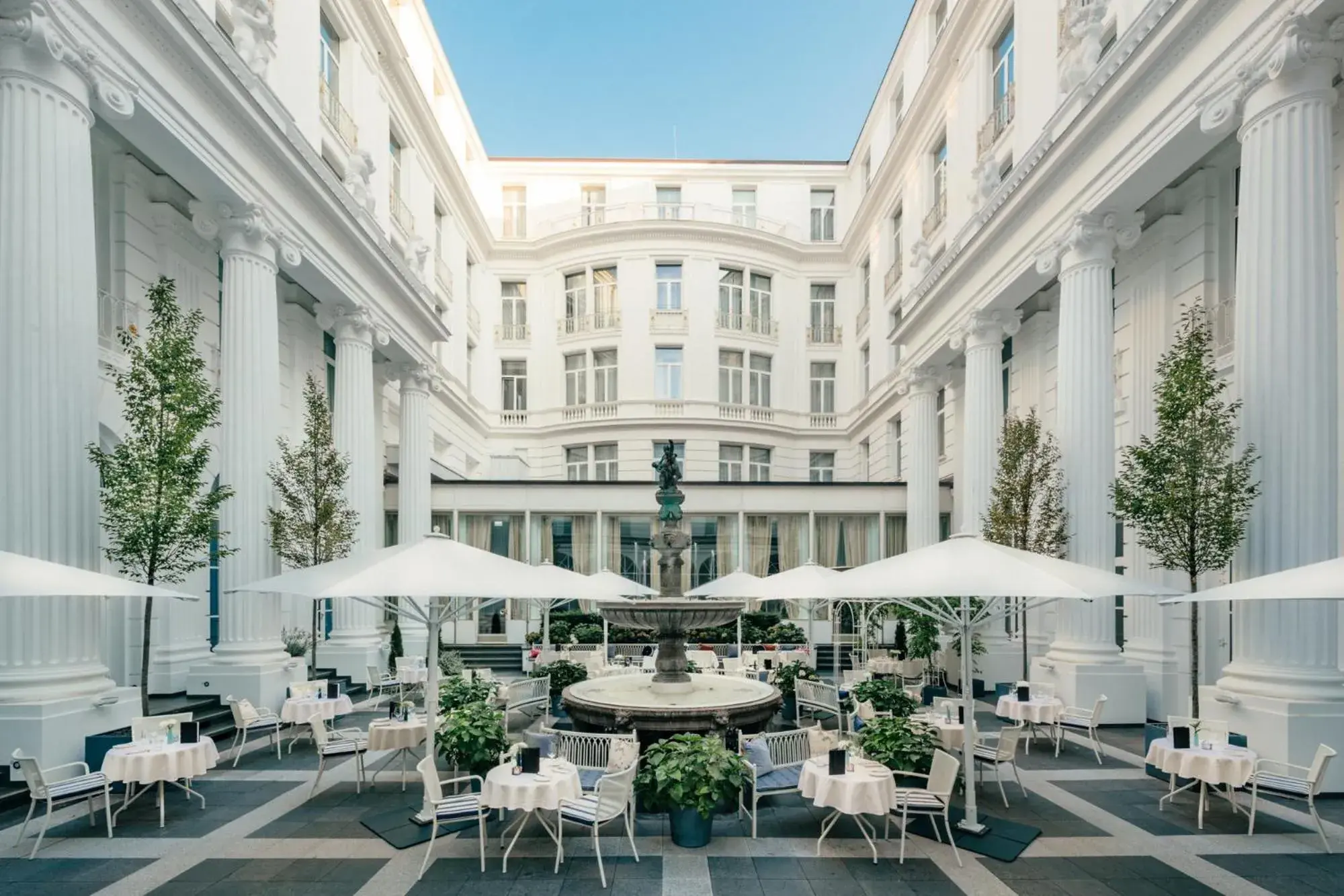 Patio in Hotel Atlantic Hamburg, Autograph Collection Patio in Hotel Atlantic Hamburg, Autograph Collection