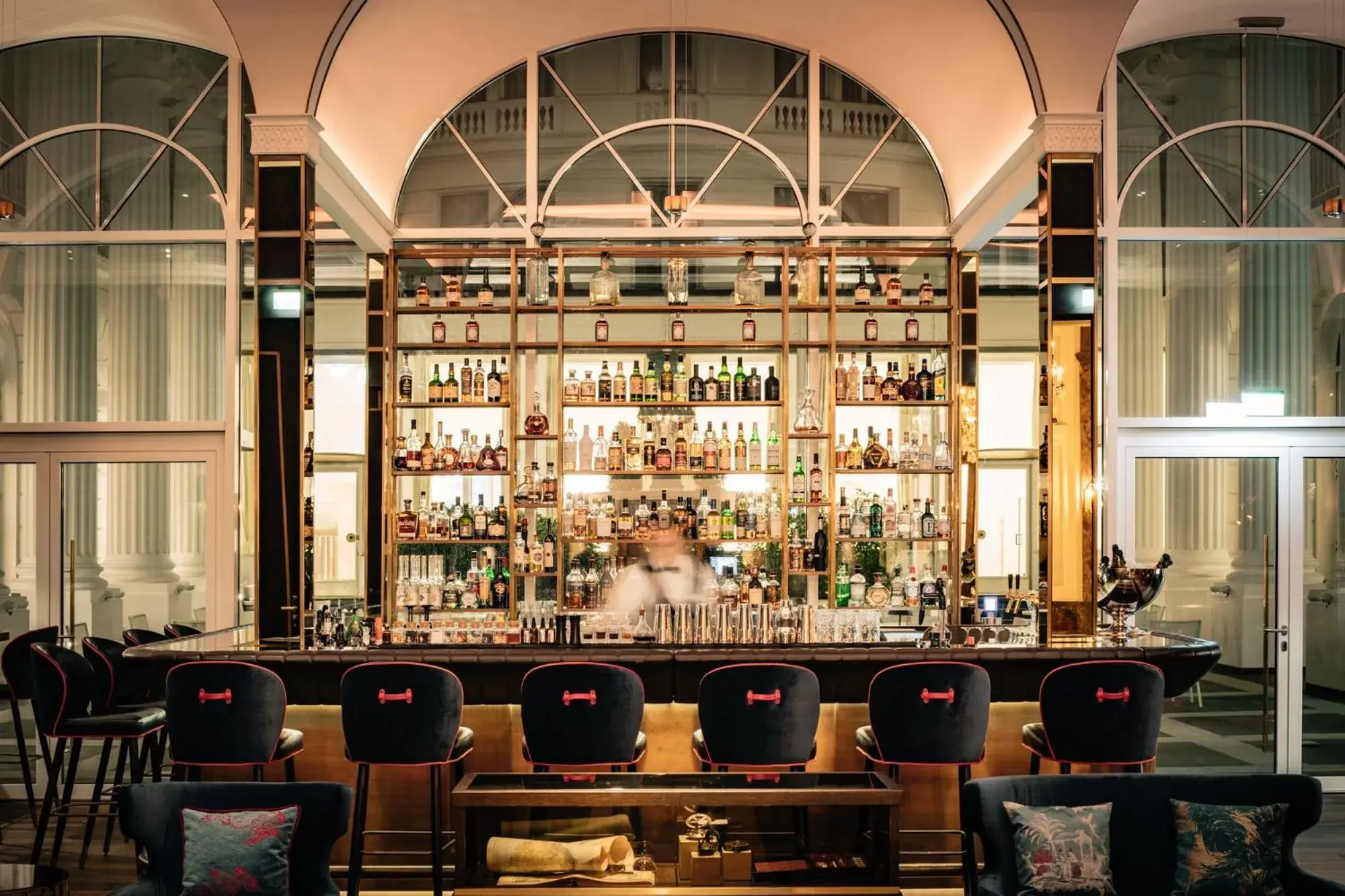 Lounge or bar in Hotel Atlantic Hamburg, Autograph Collection Lounge or bar in Hotel Atlantic Hamburg, Autograph Collection