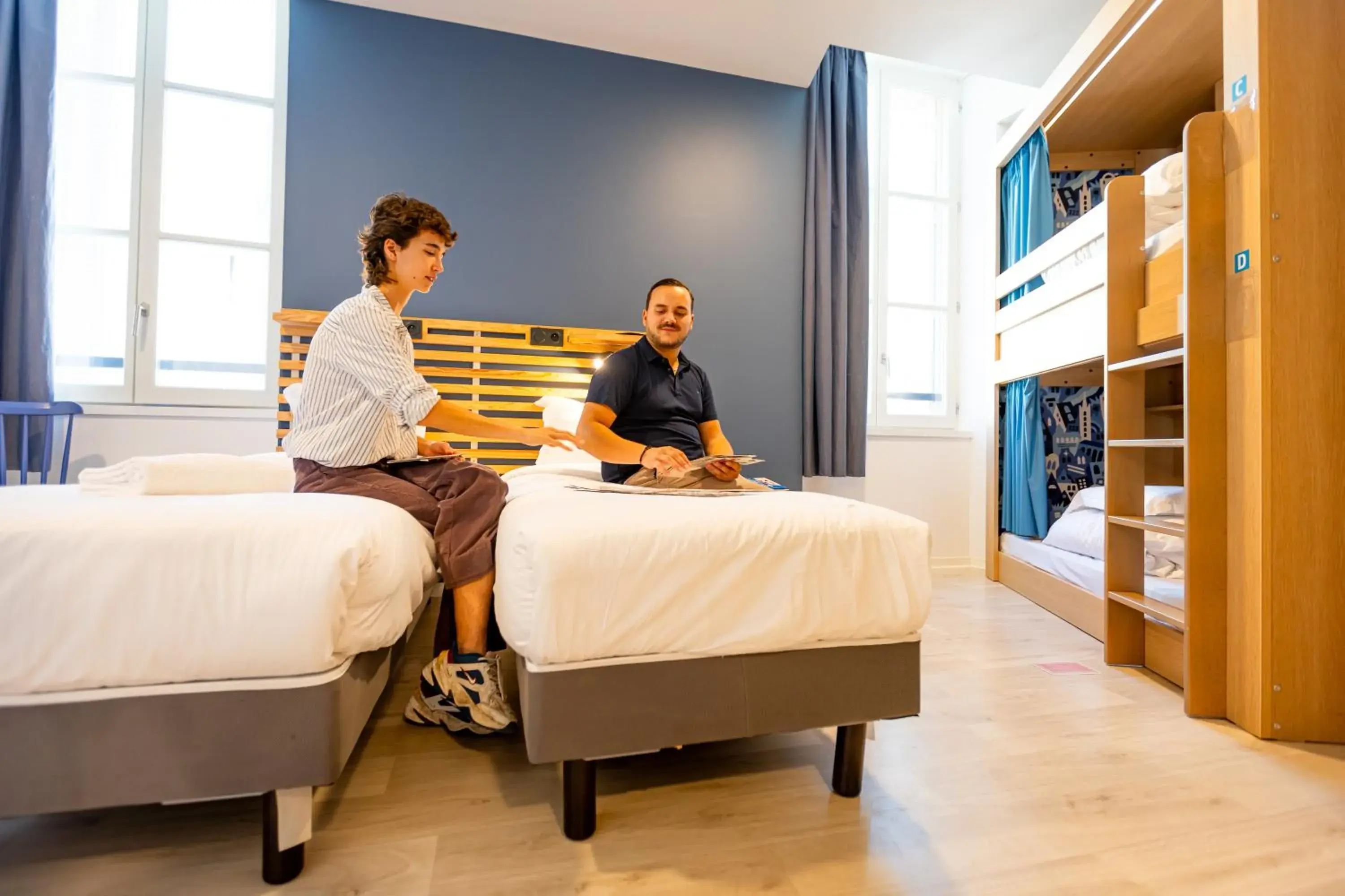 Bed in The People - Marseille Bed in The People - Marseille