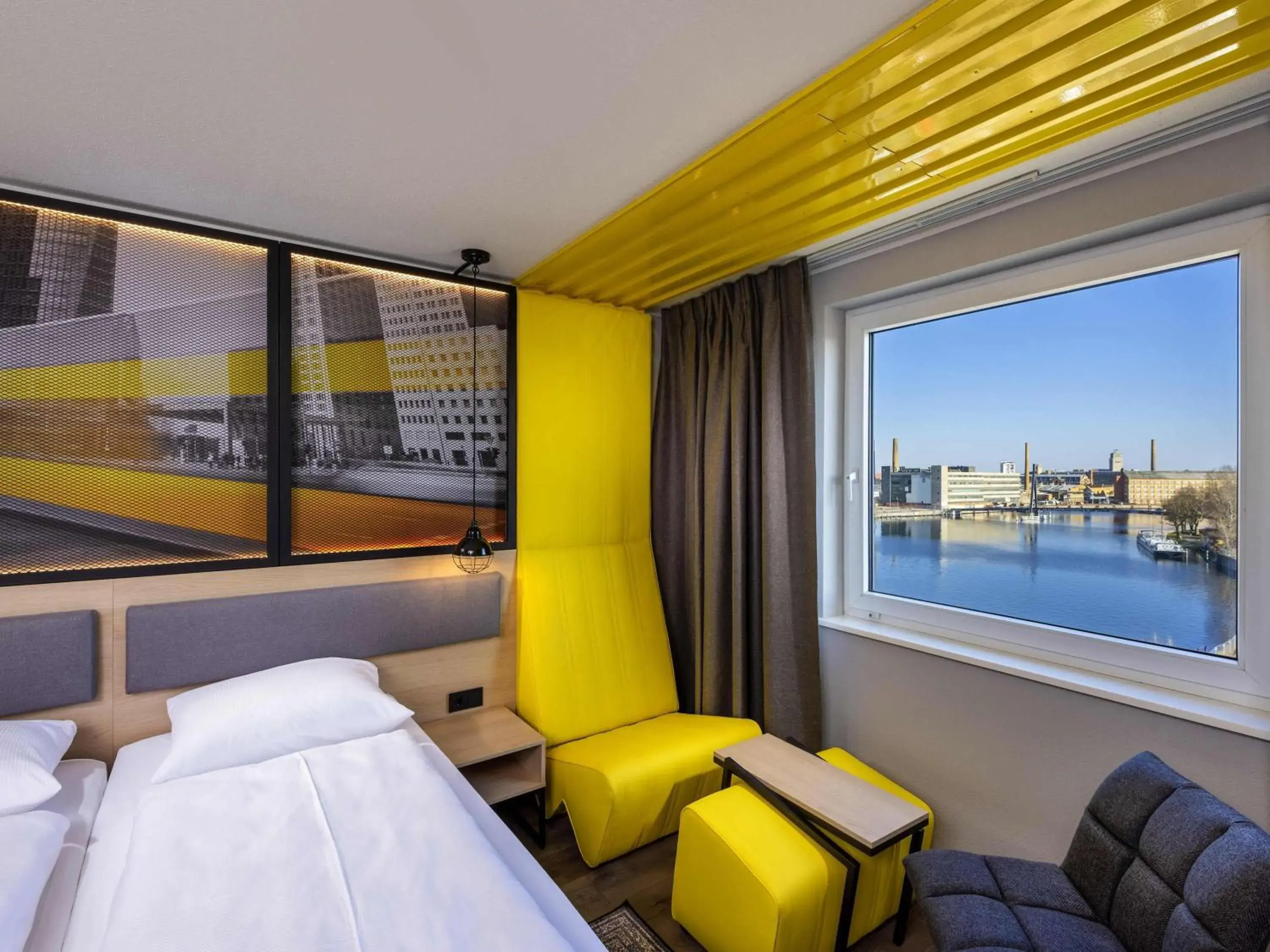 Bedroom, Bed in ibis Styles Berlin Treptow Bedroom, Bed in ibis Styles Berlin Treptow